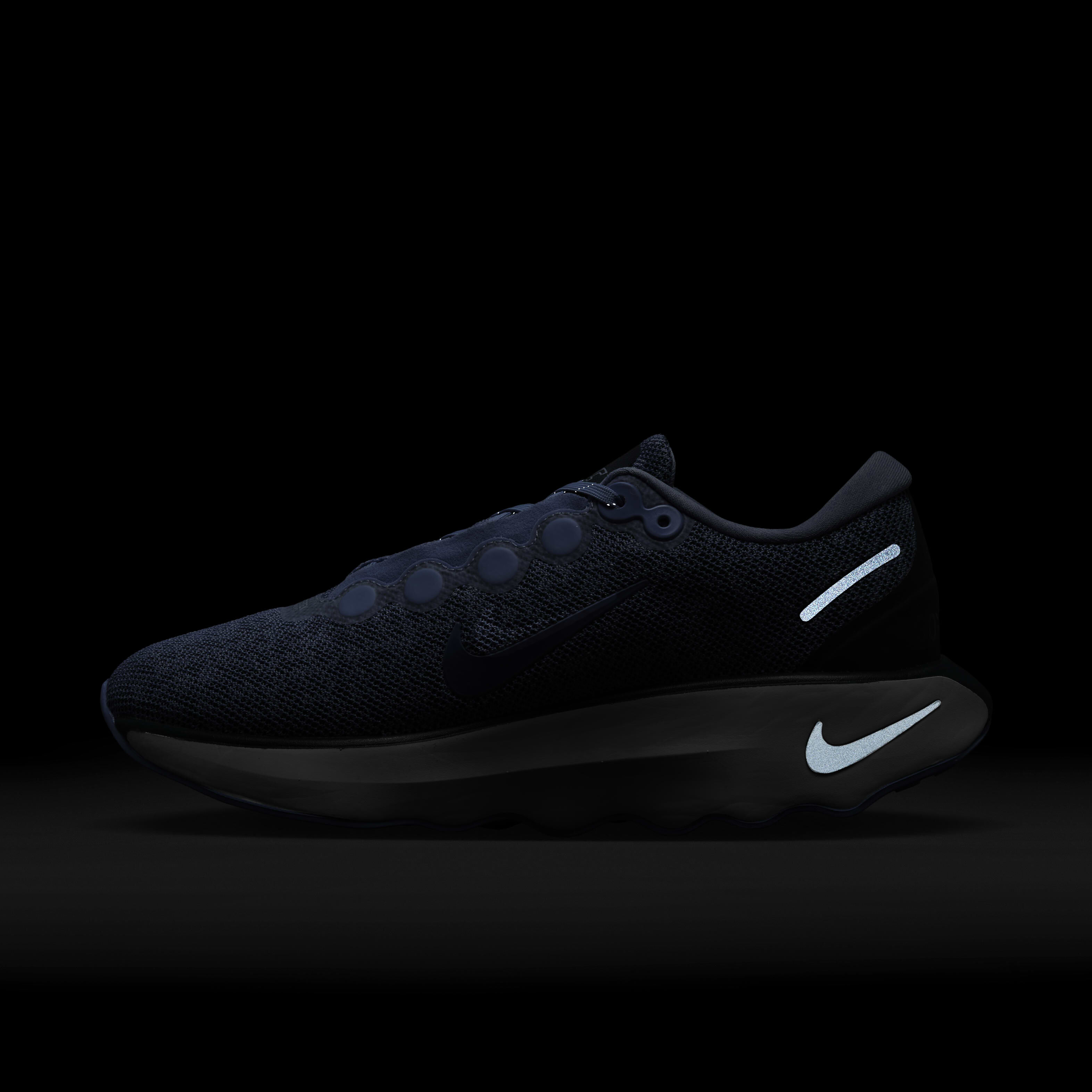 نايكي موتيفا جور-تكس image number 11