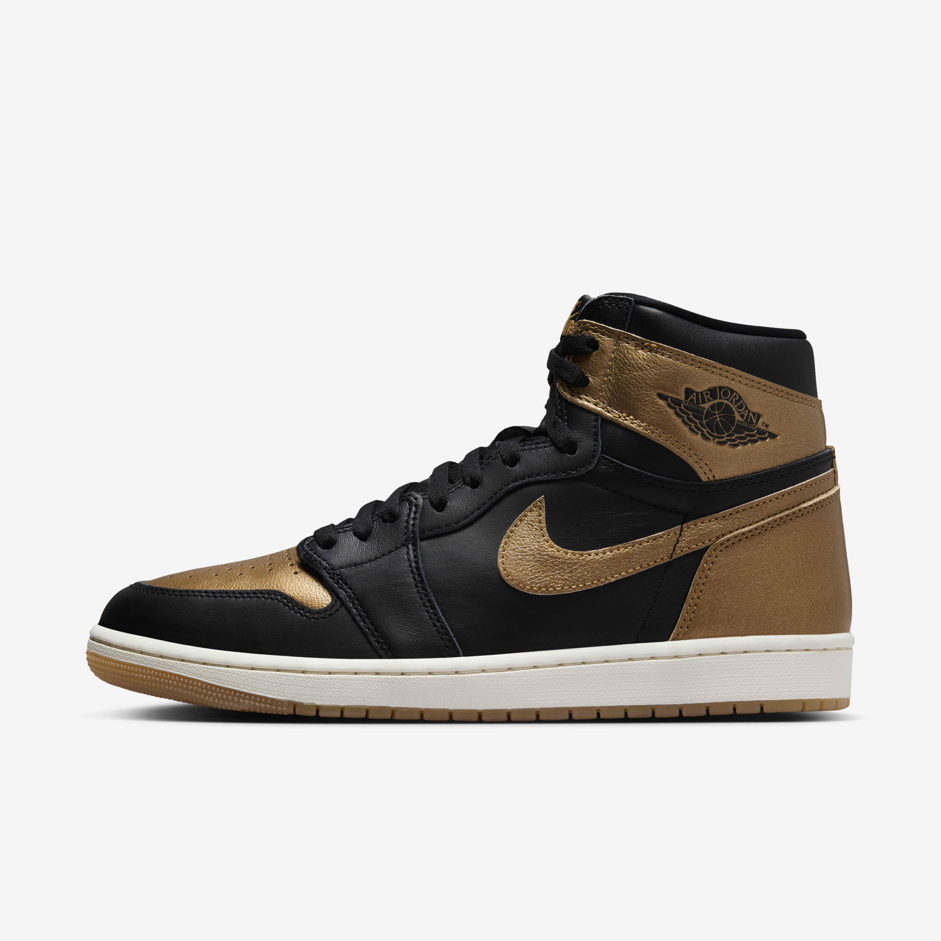 Buy Air Jordan 1 Retro High OG Men s Shoes Nike UAE Official