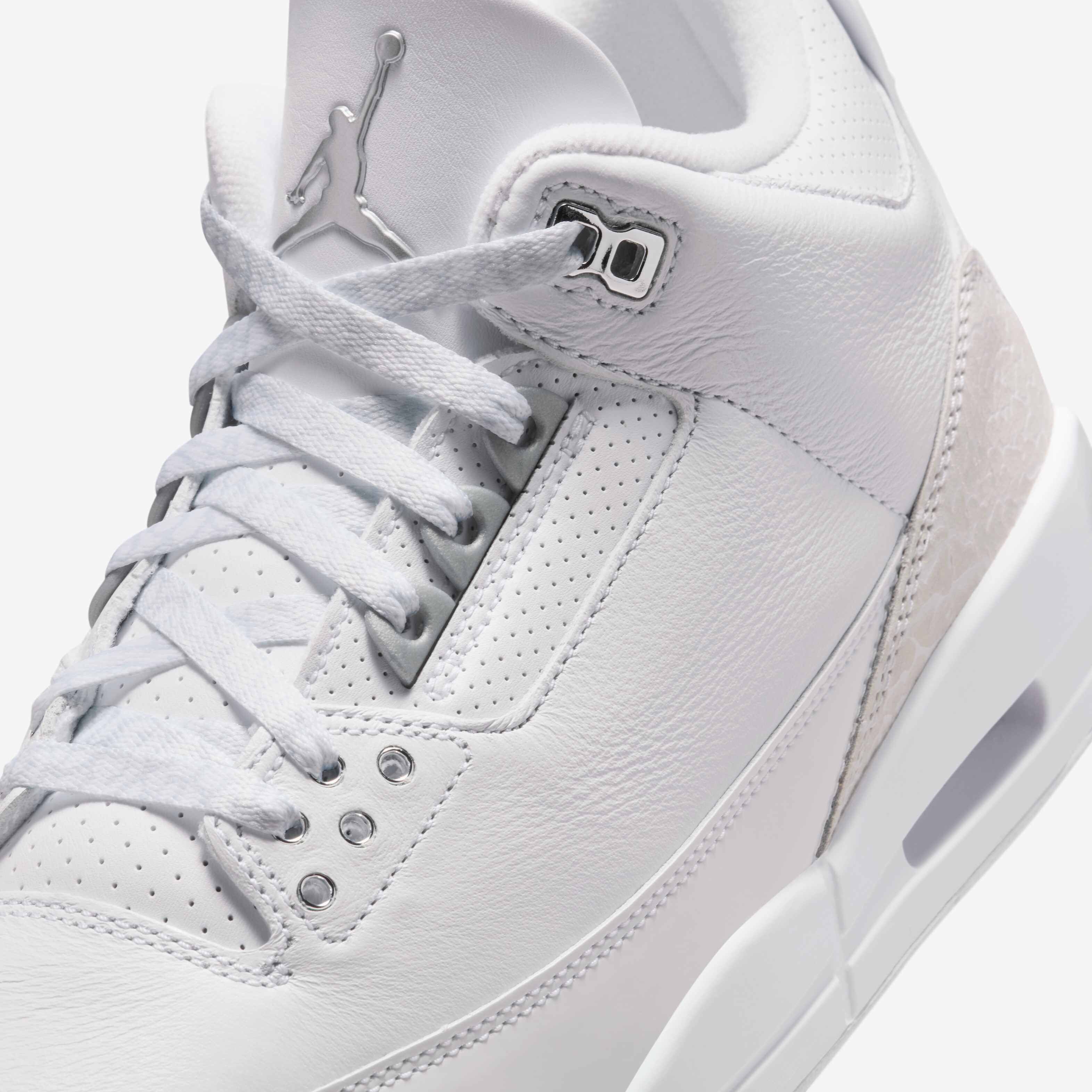 Air Jordan 3 Retro image number 6