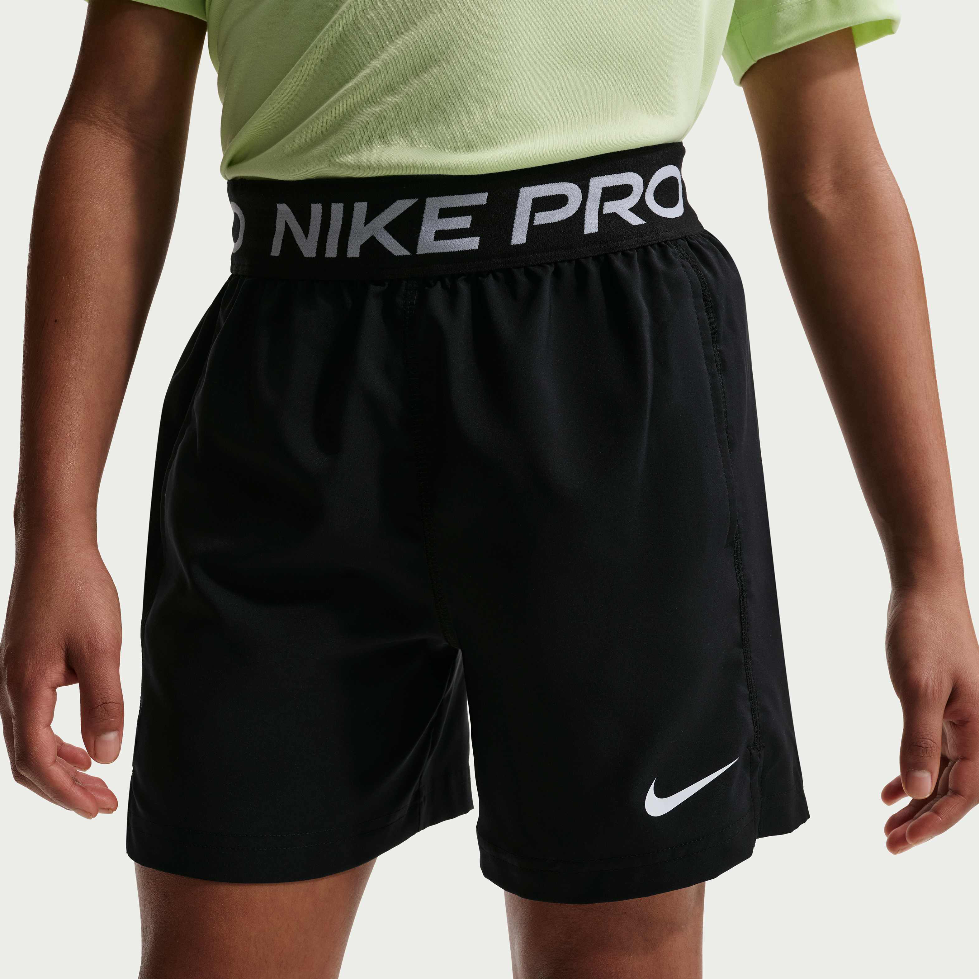Nike Pro image number 1