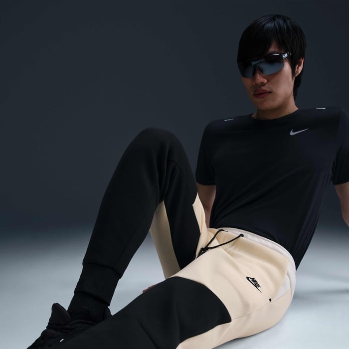 نايكي تك image number 4 نايكي تك image number 4