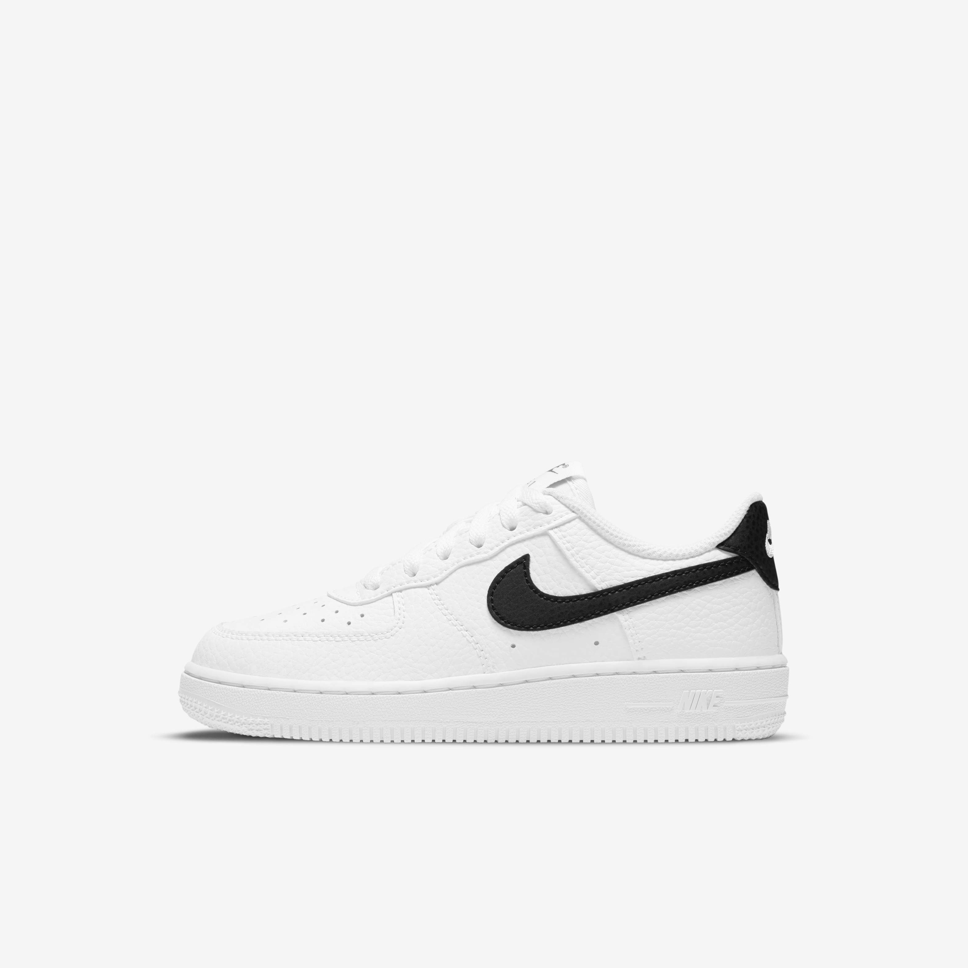Nike Force 1 image number 0