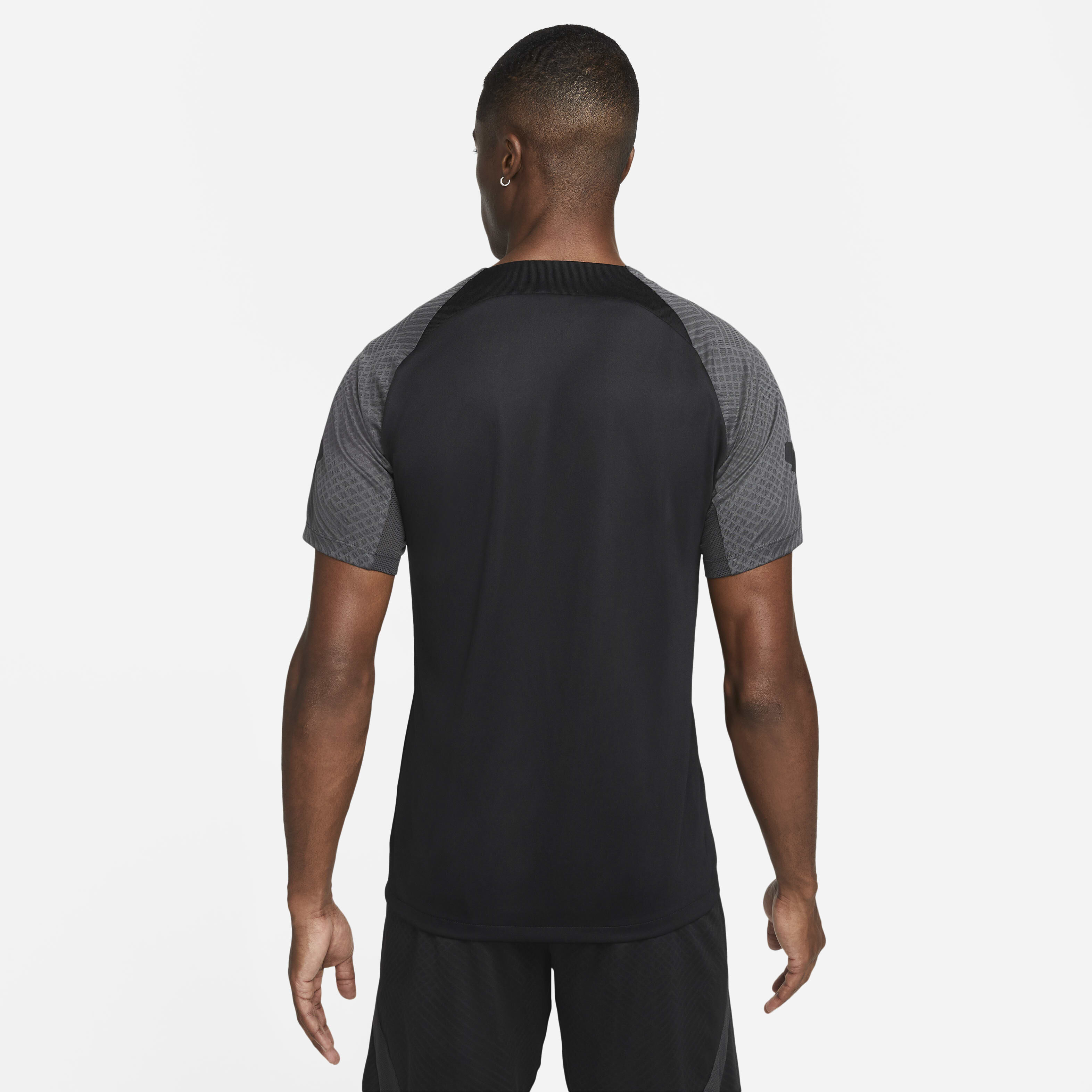 Nike Dri-FIT Strike image number 1