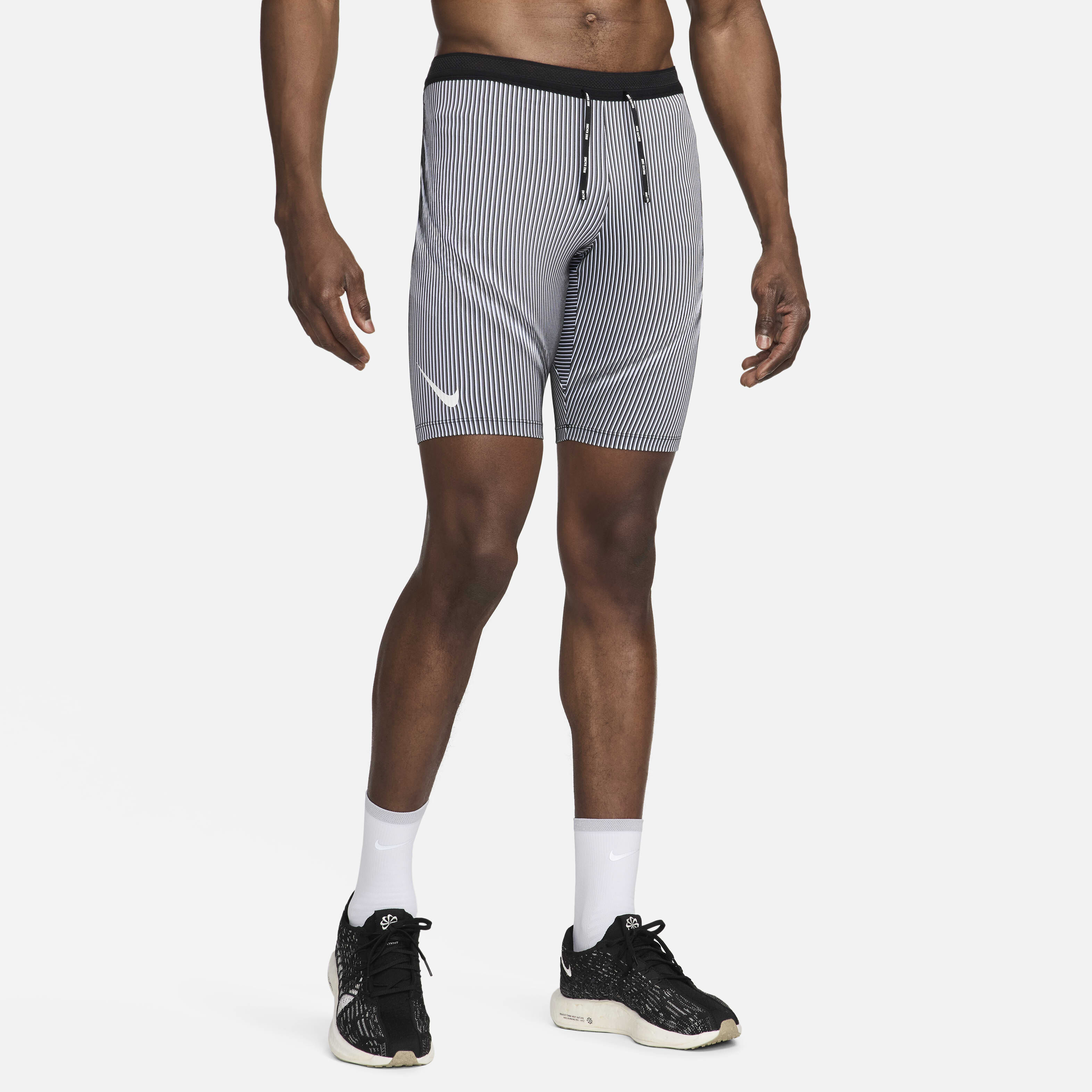 Check Out Men s Tights Leggings Ultimate Comfort Nike UAE