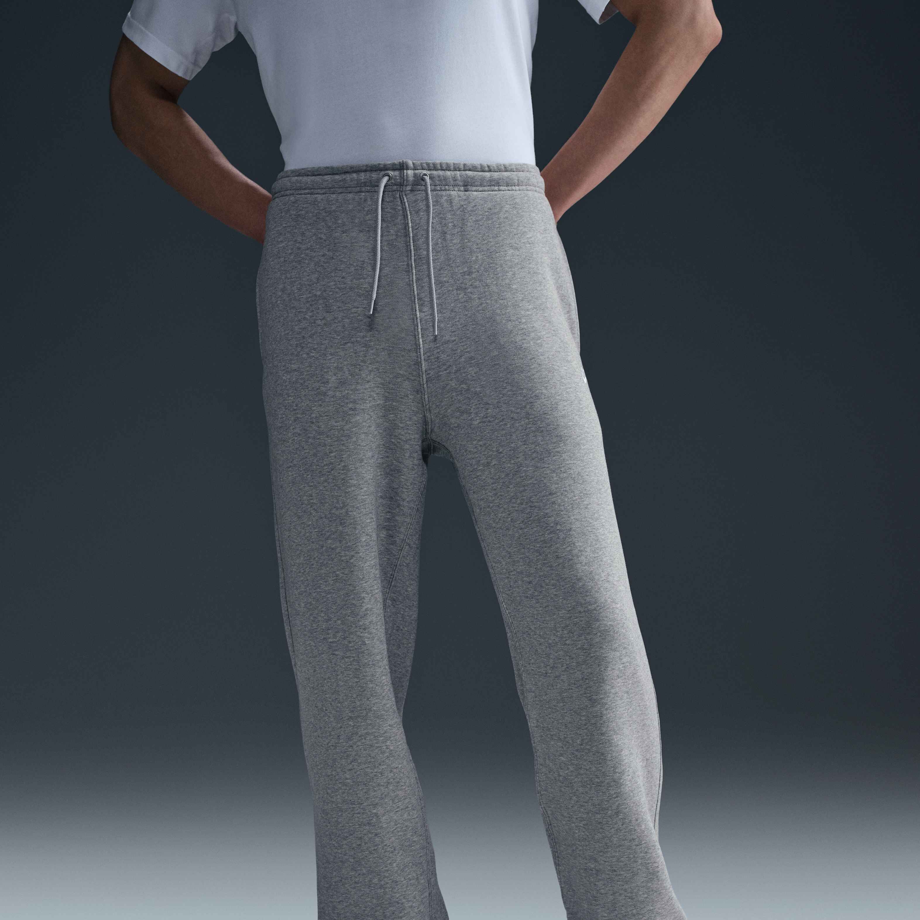 Nike Club image number 1