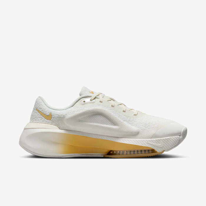 Nike Versair image number 2 Nike Versair image number 2