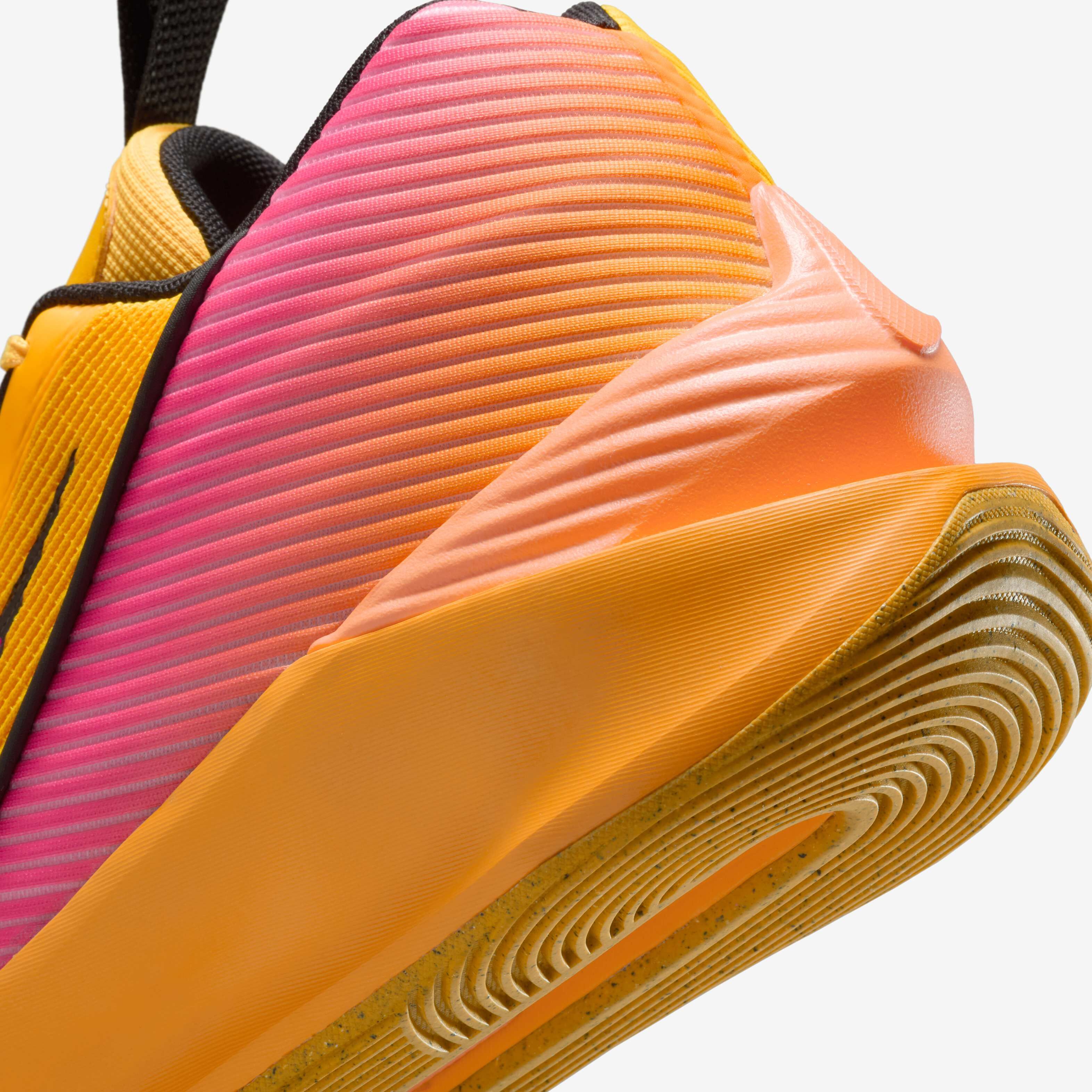 نايكي جي تي جمب أكاديمي image number 7