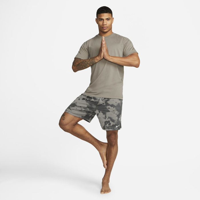 Nike Yoga Dri-FIT image number 6 Nike Yoga Dri-FIT image number 6