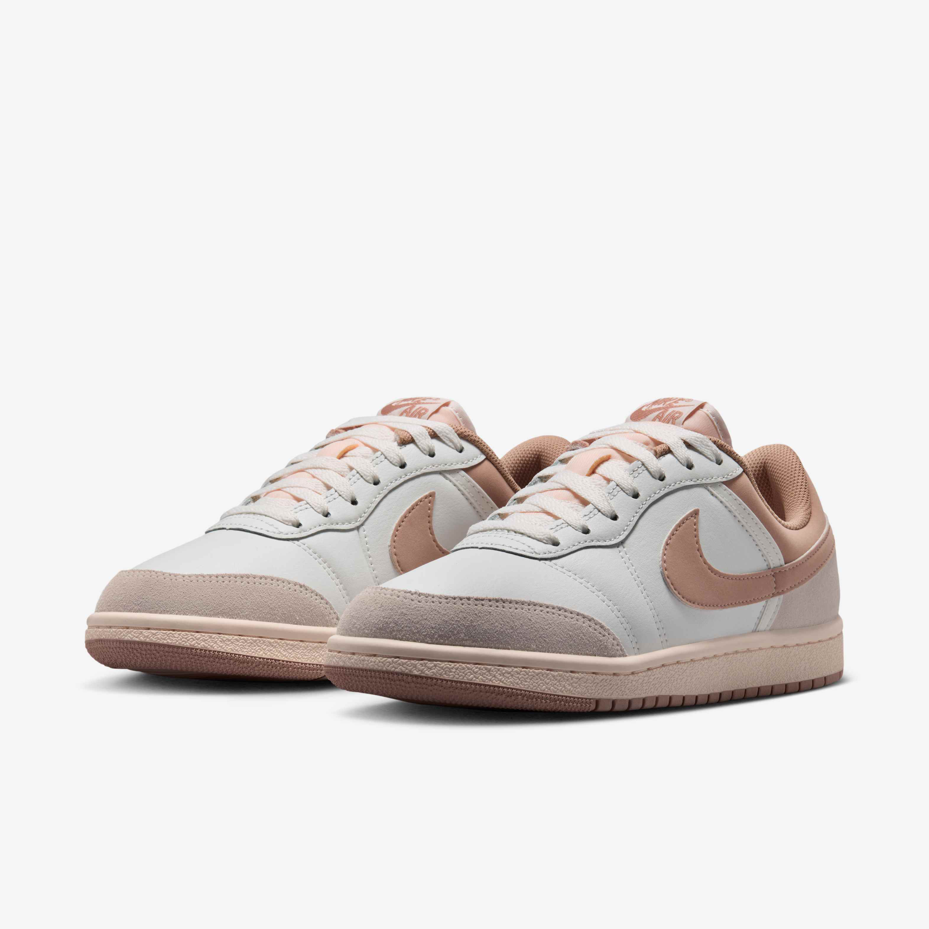 Air Jordan Skyline Low image number 15