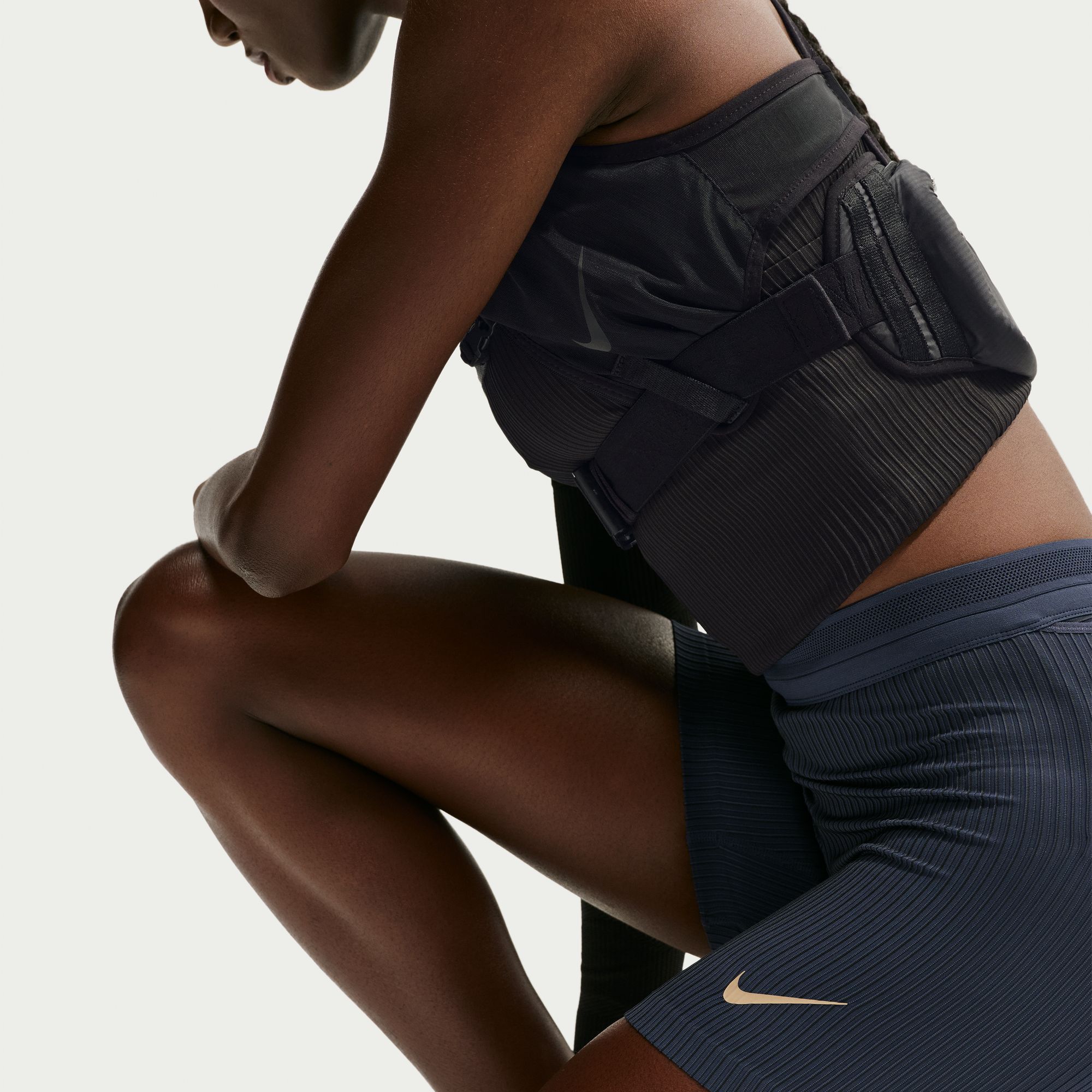 Nike AeroSwift image number 2