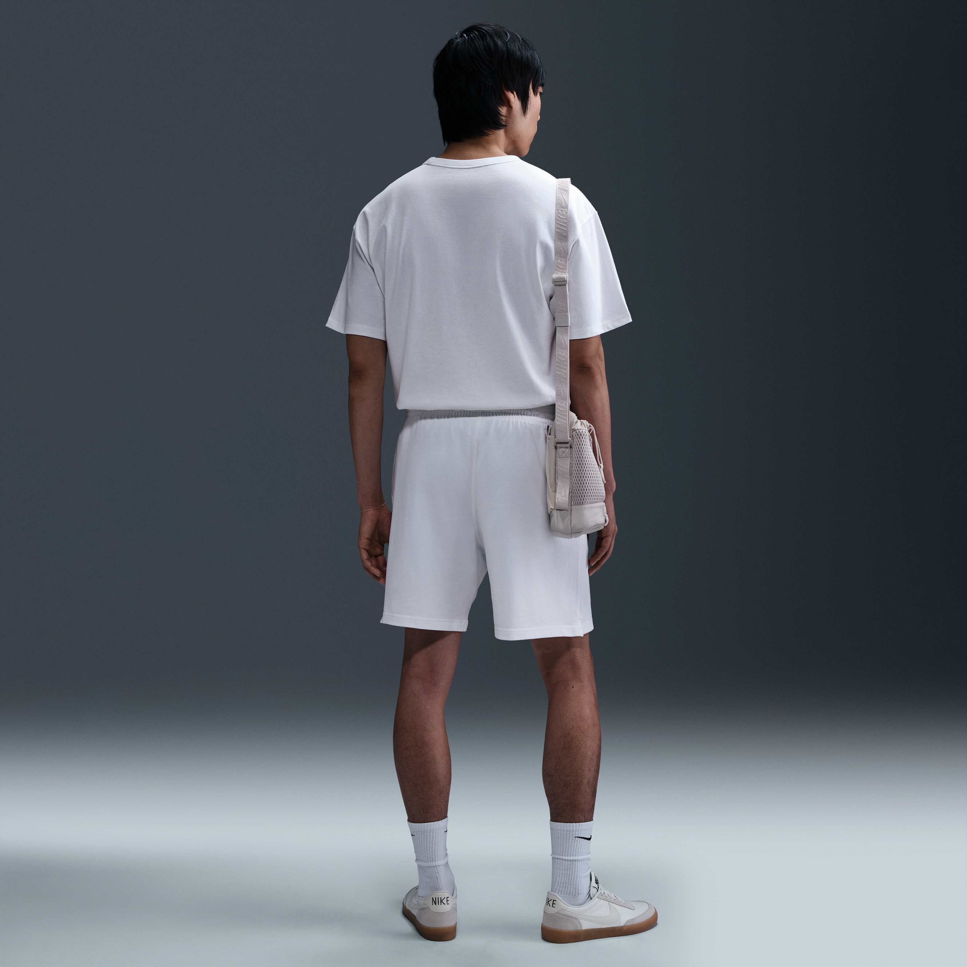 نايكي كلوب image number 3