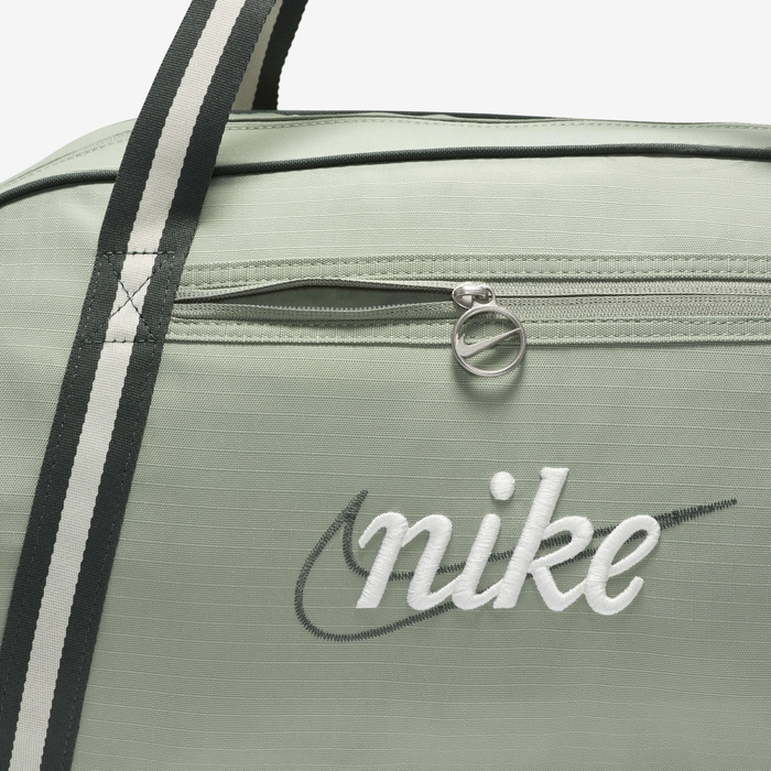 Nike Gym Club image number 6 Nike Gym Club image number 6