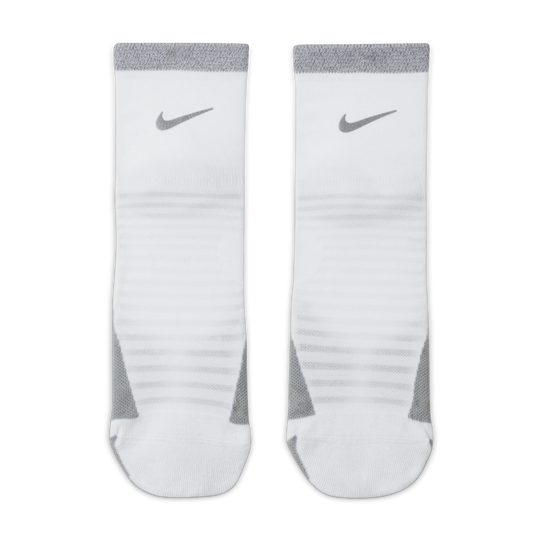 Shop Spark Cushioned Ankle Running Socks | Nike UAE