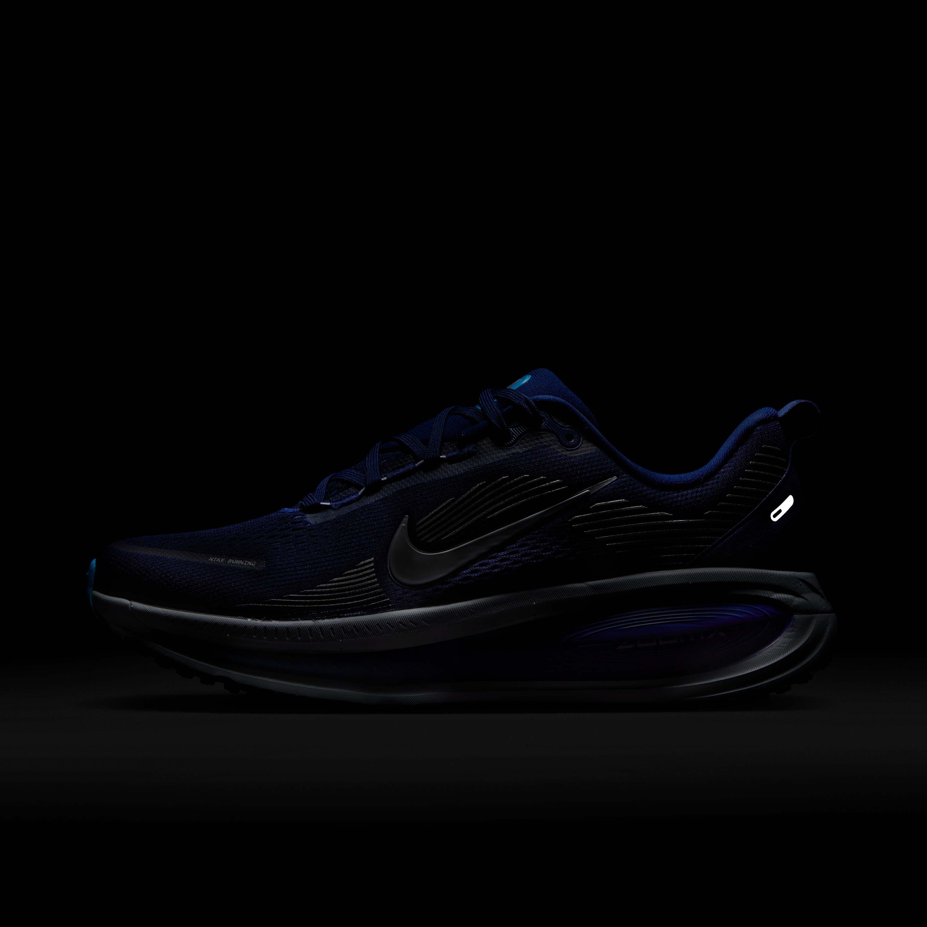 Nike Vomero 18 image number 9