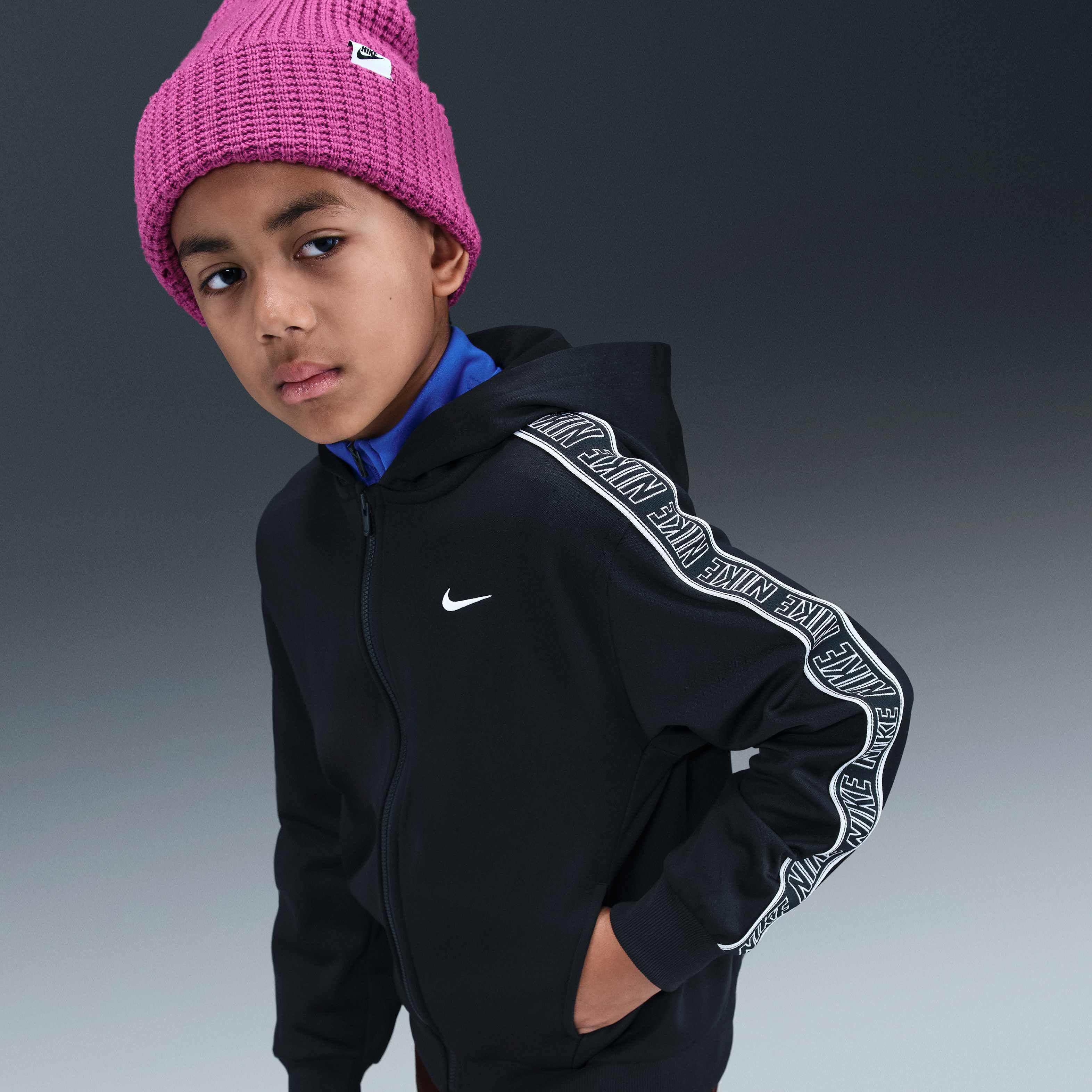 Nike Sportswear Club image number 2