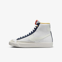 Nike Blazer Mid '77
