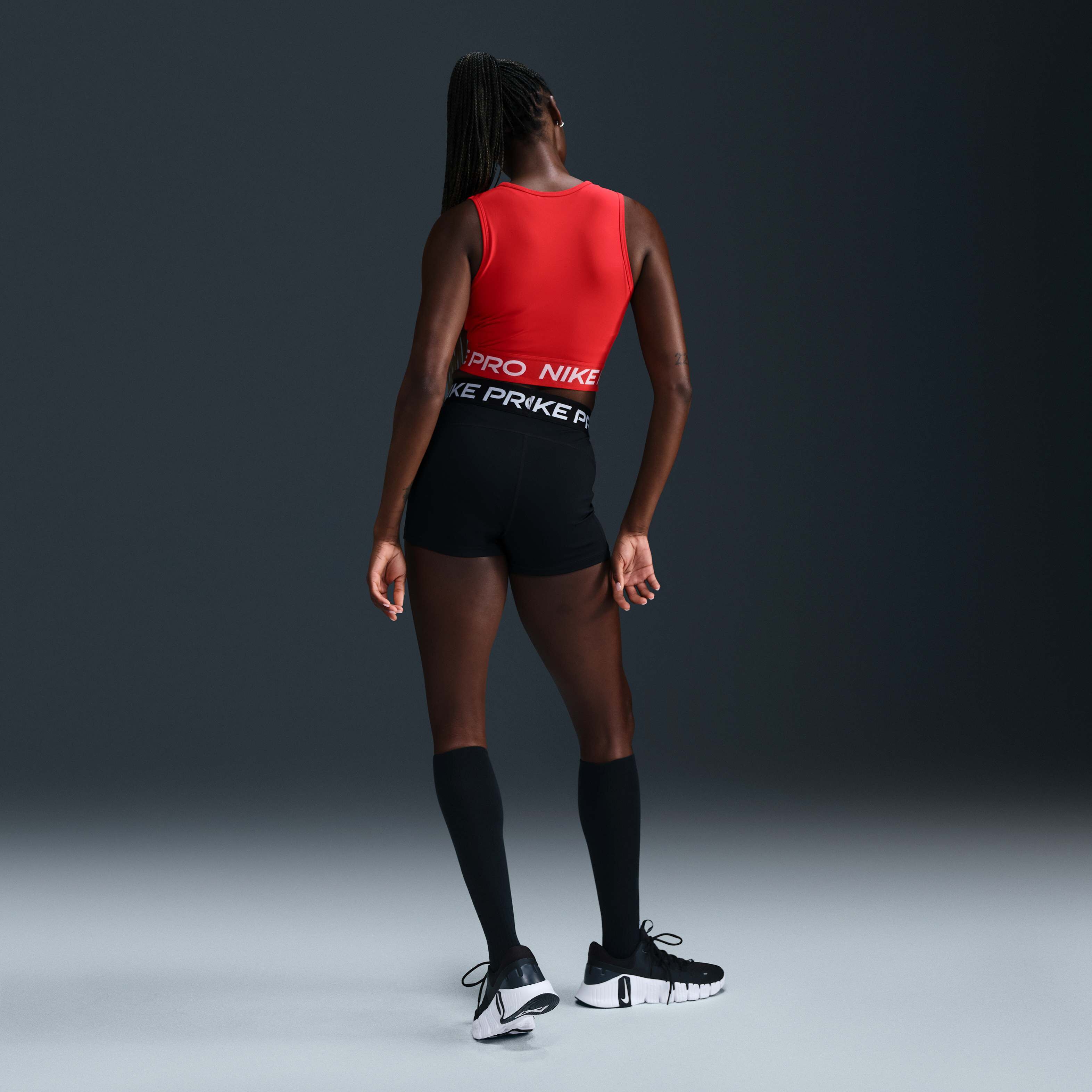 نايكي برو image number 4