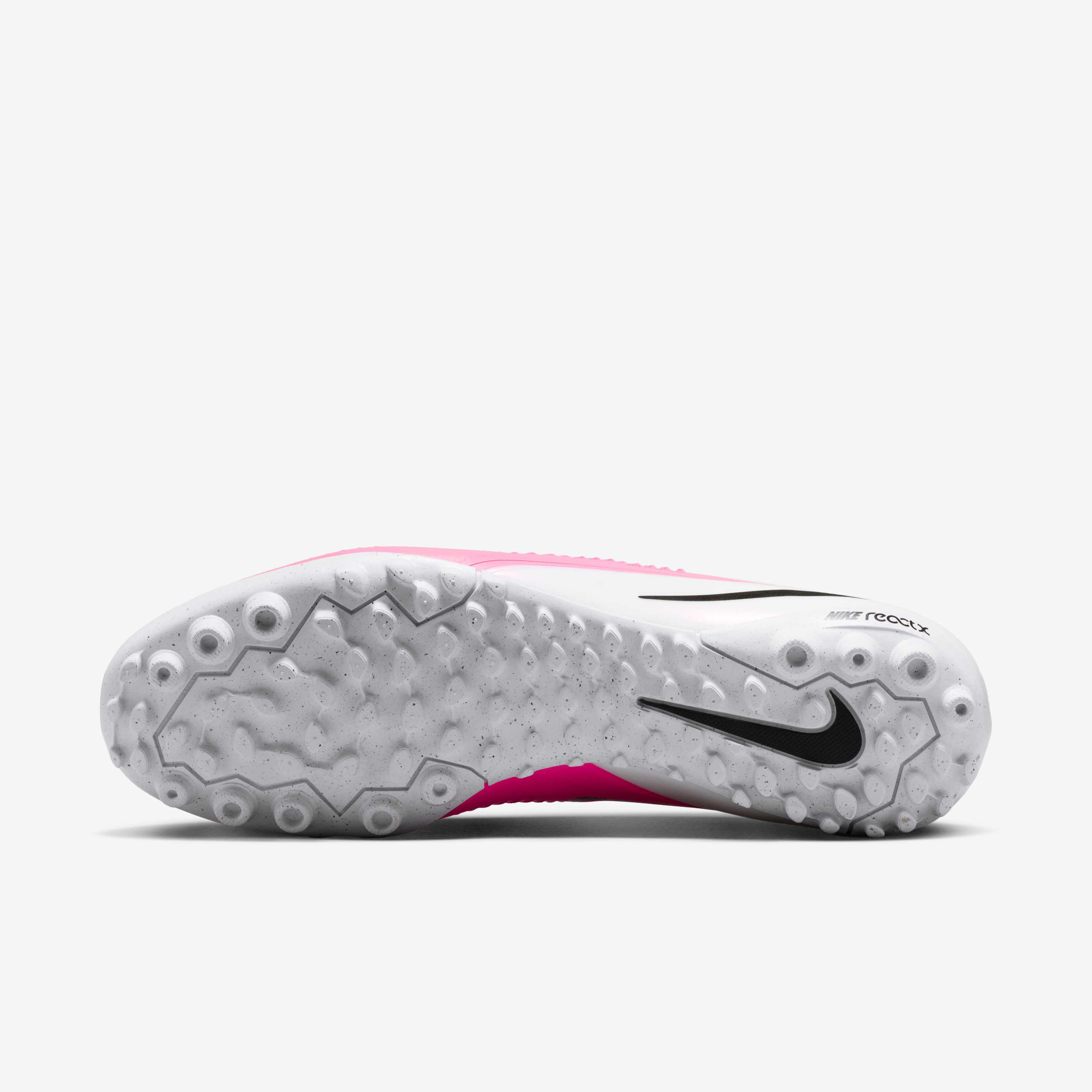 Nike Phantom 6 Low Pro image number 1