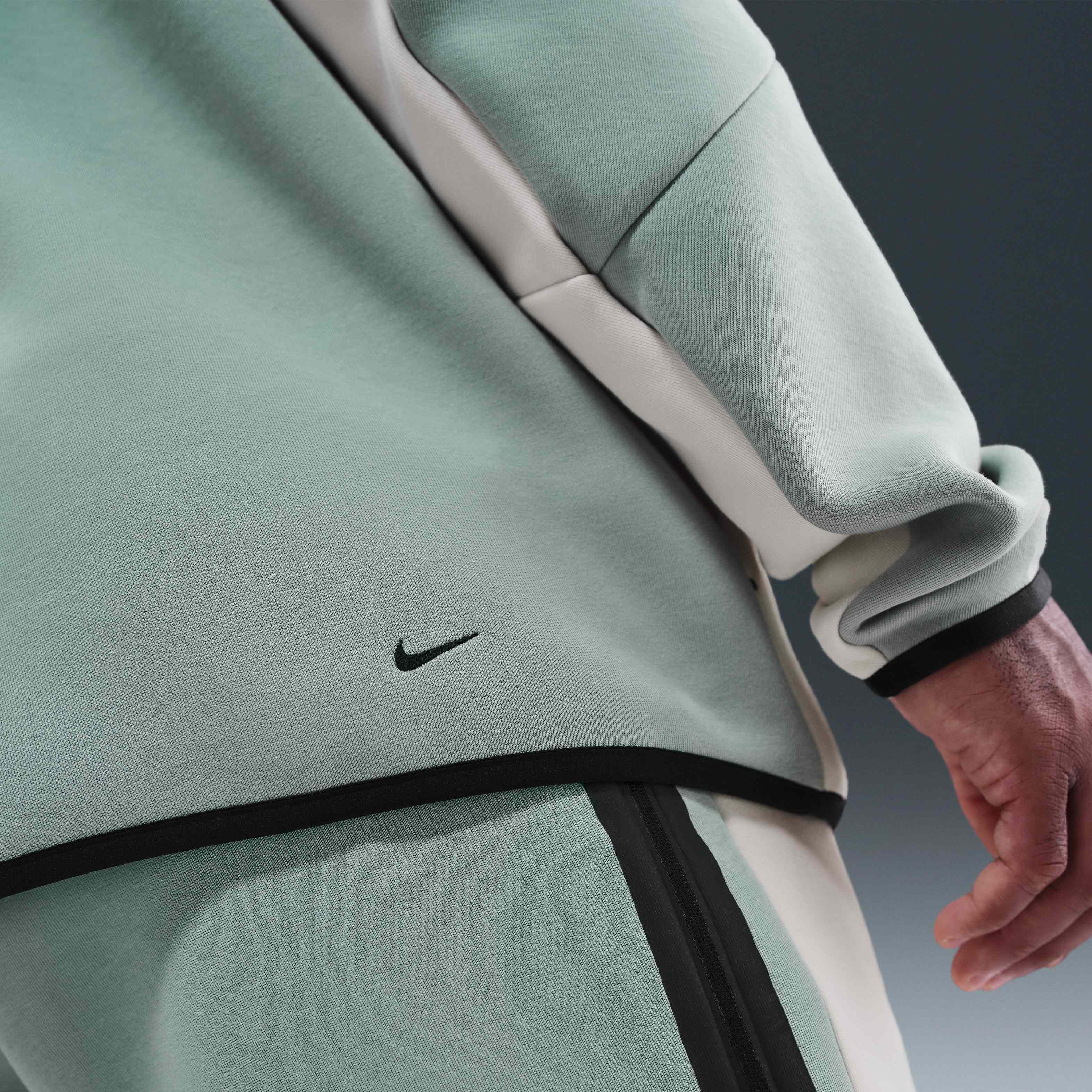 Nike Tech image number 10