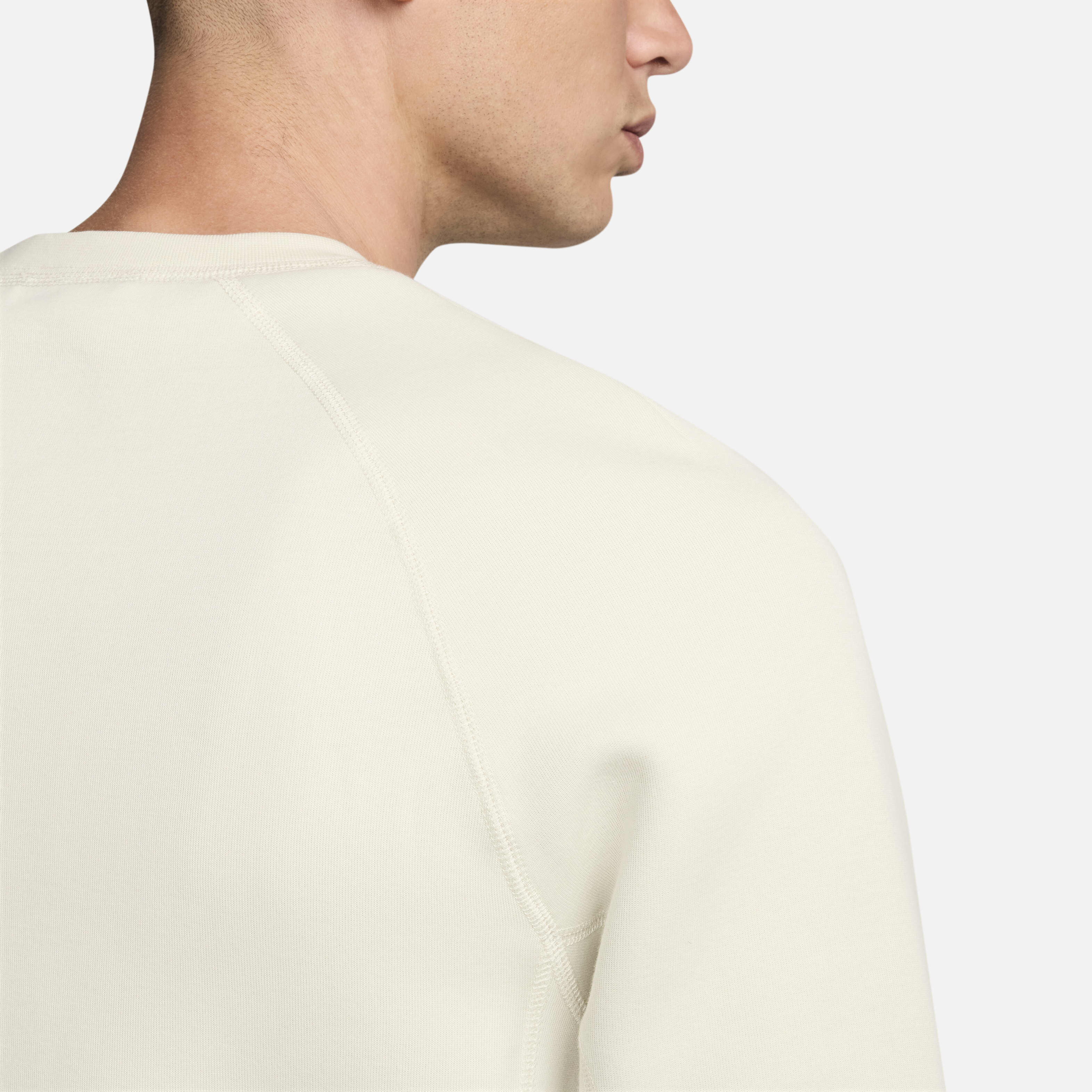 Nike Sportswear Tech Fleece image number 6