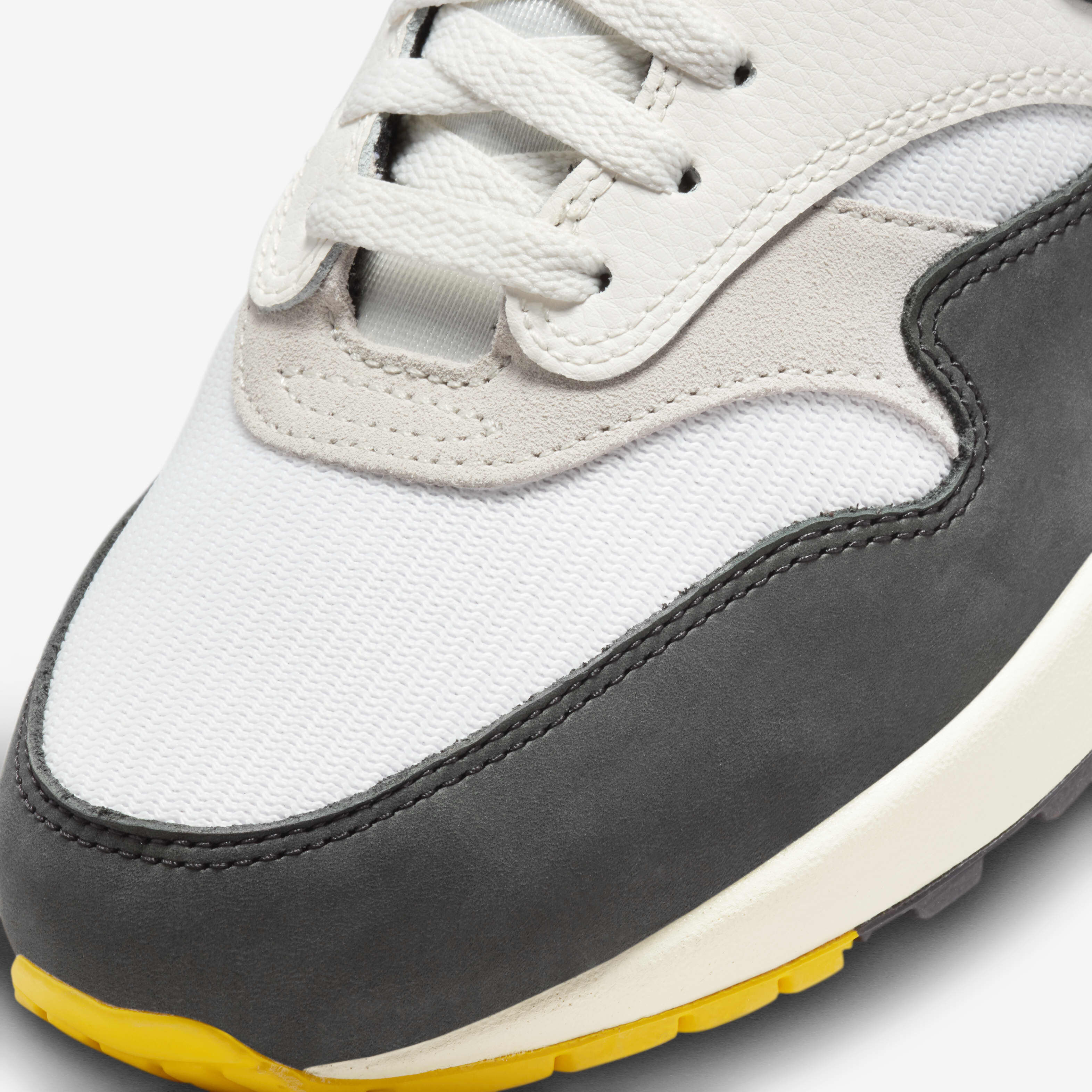 Nike Air Max 1 image number 6