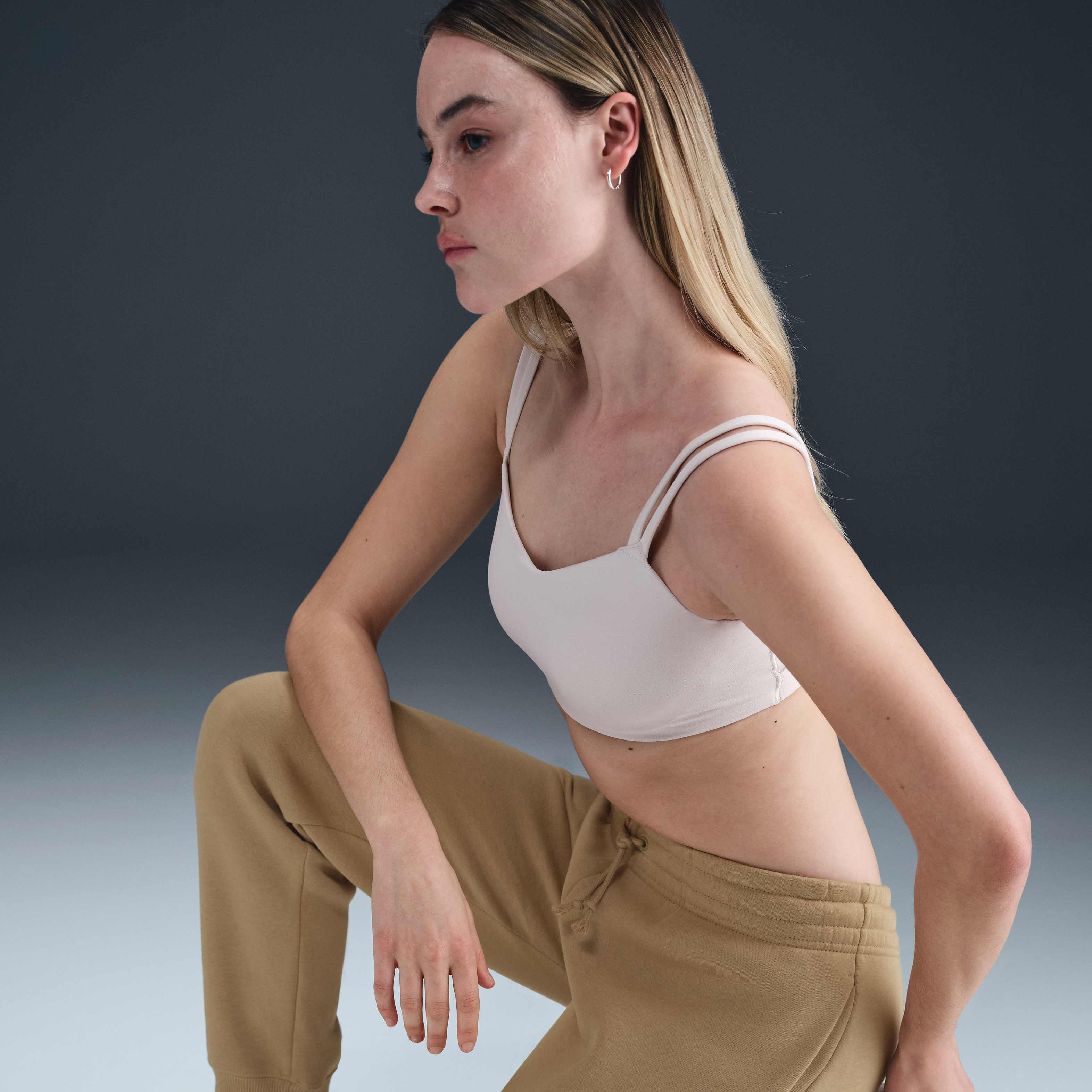 نايكي سبورتسوير فينيكس فليس image number 4