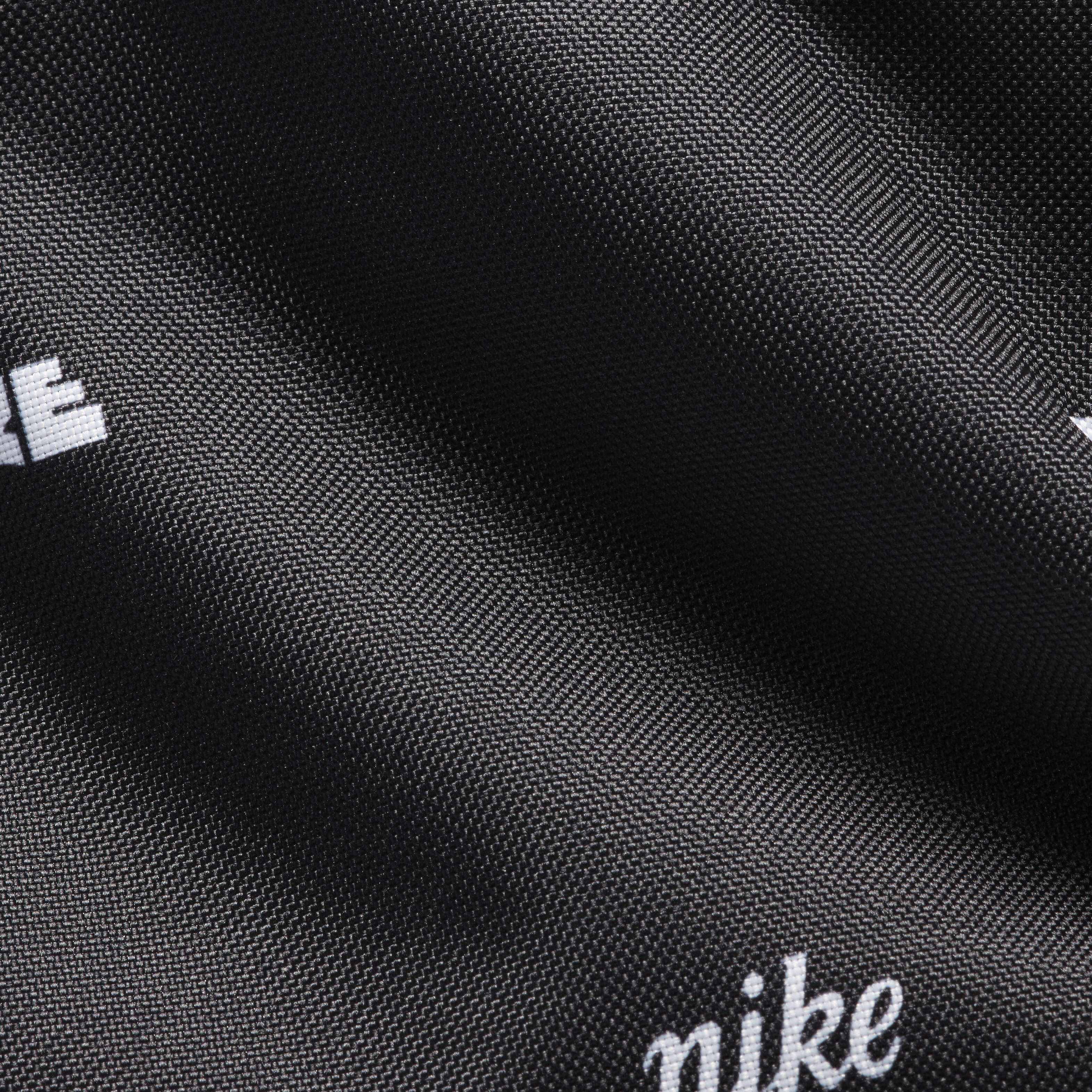 Nike Heritage image number 7