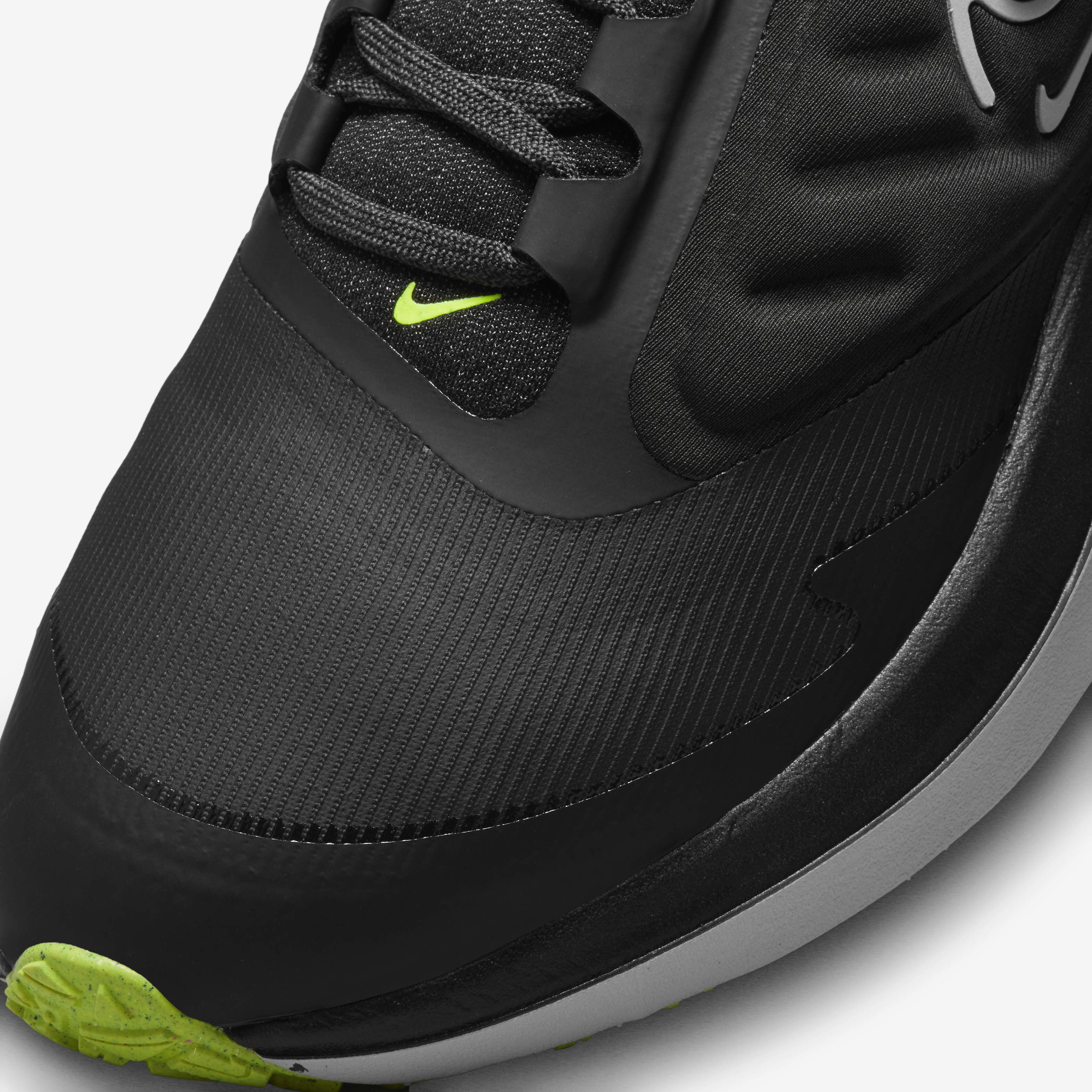 Nike Air Winflo 9 Shield image number 6