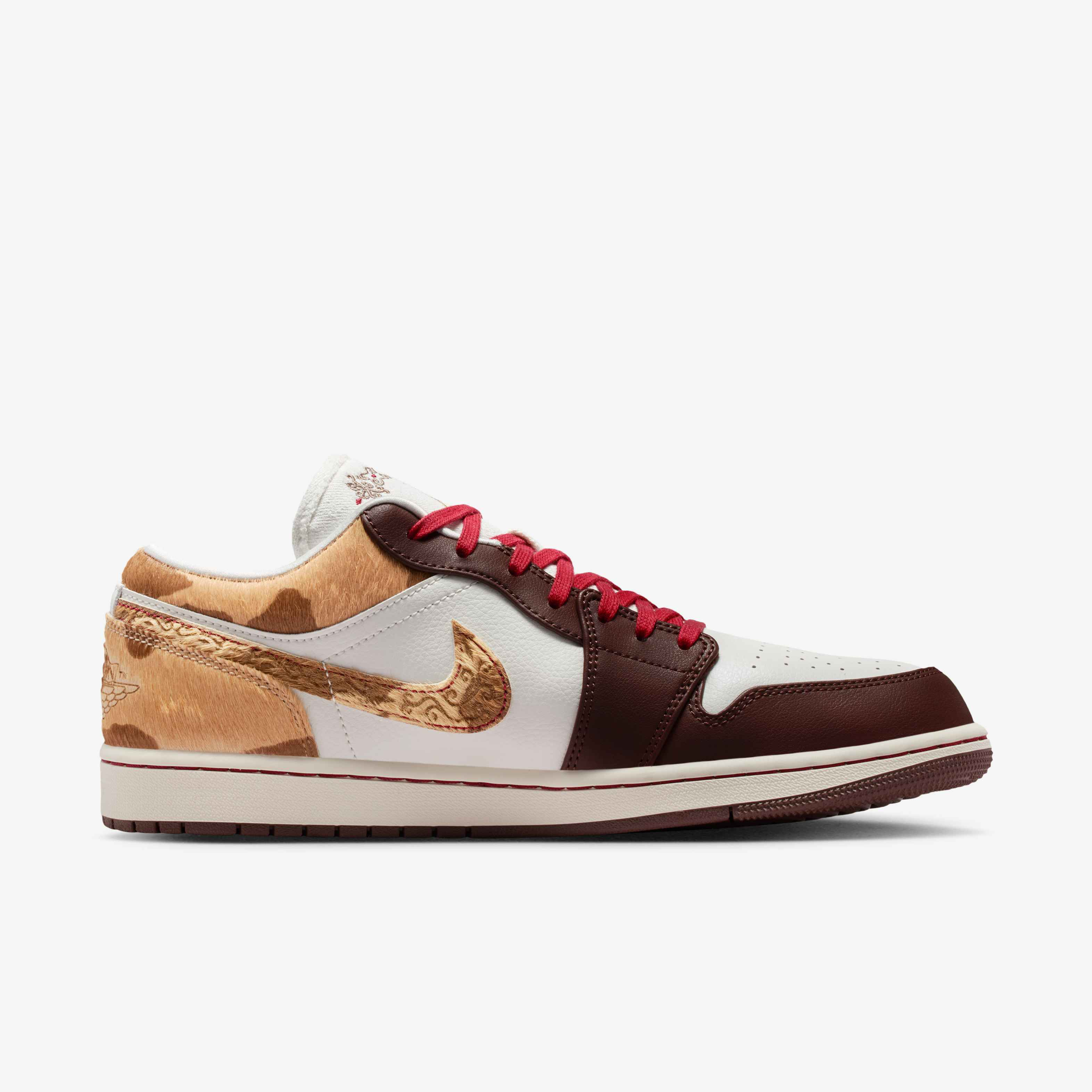 Air Jordan 1 Low SE Lunar New Year image number 2