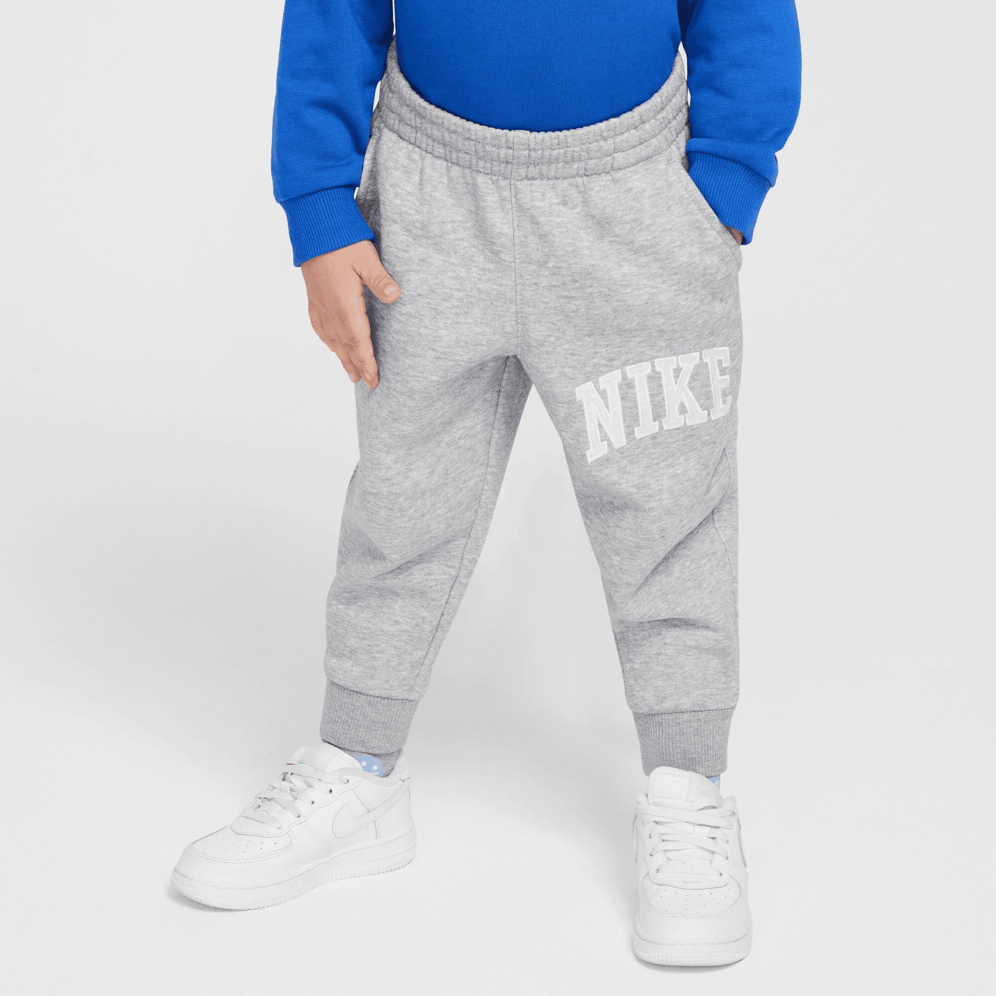 Nike Sportswear Club image number 0