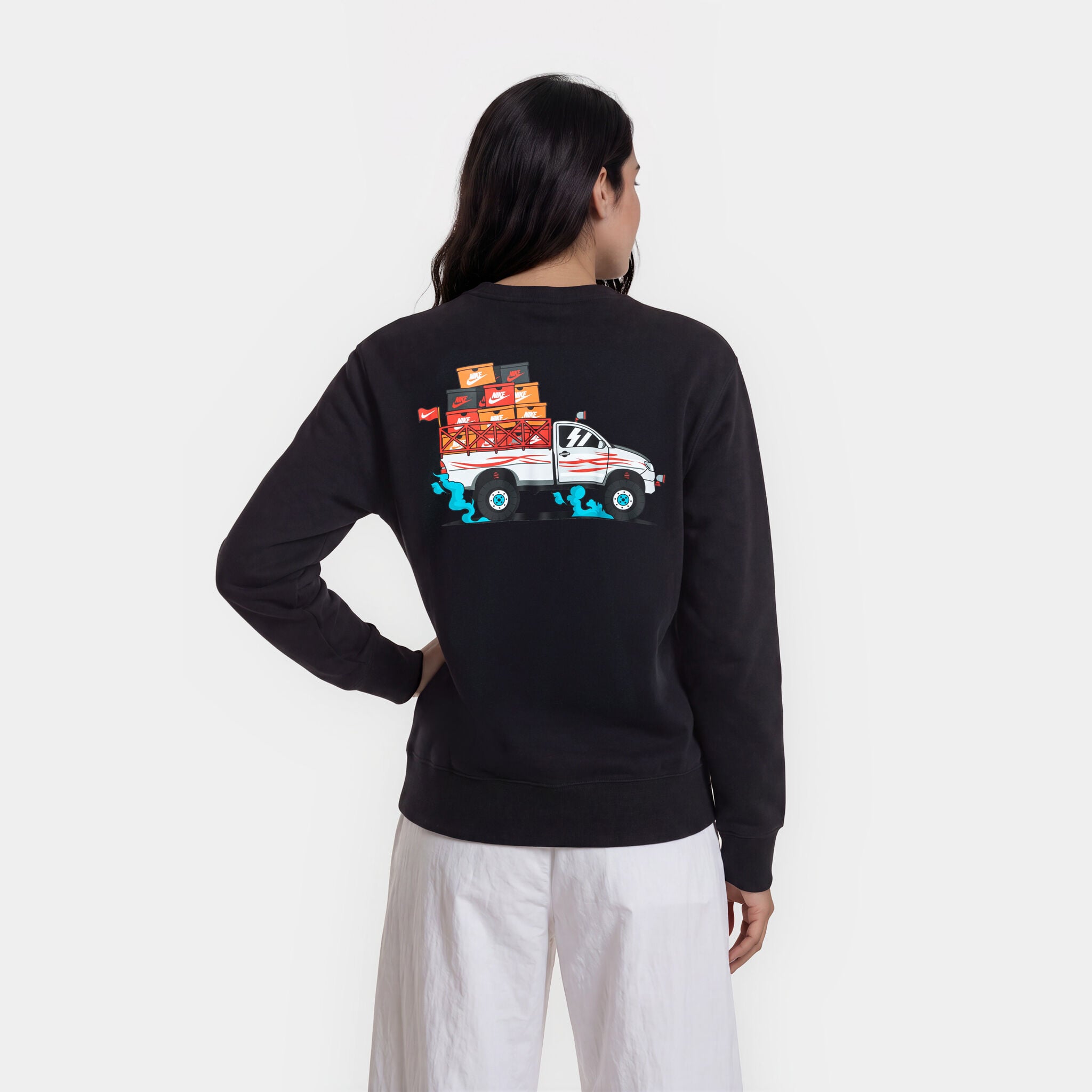 Nike Club - Truck image number 0