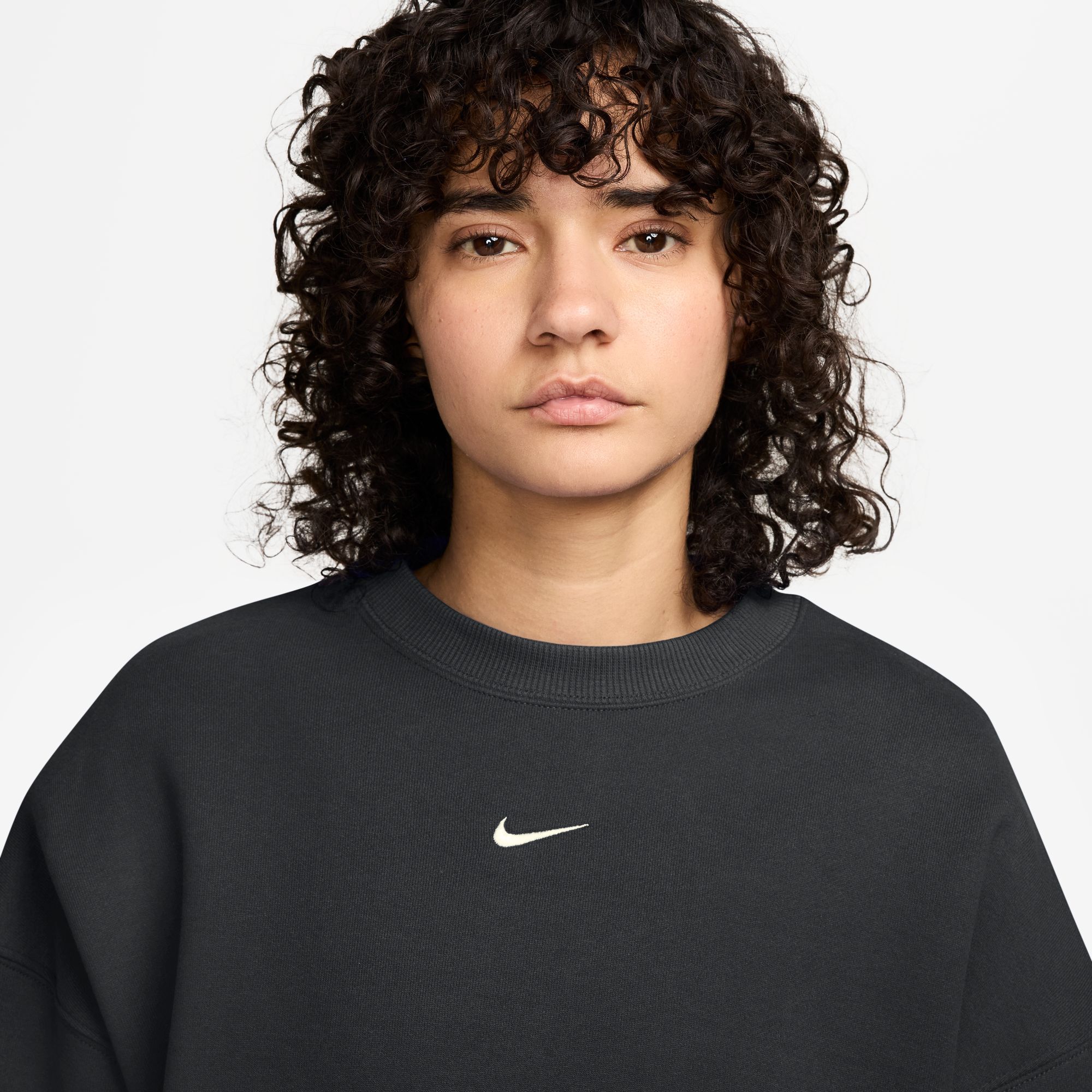 Nike Studio Fleece Medium Weight image number 2
