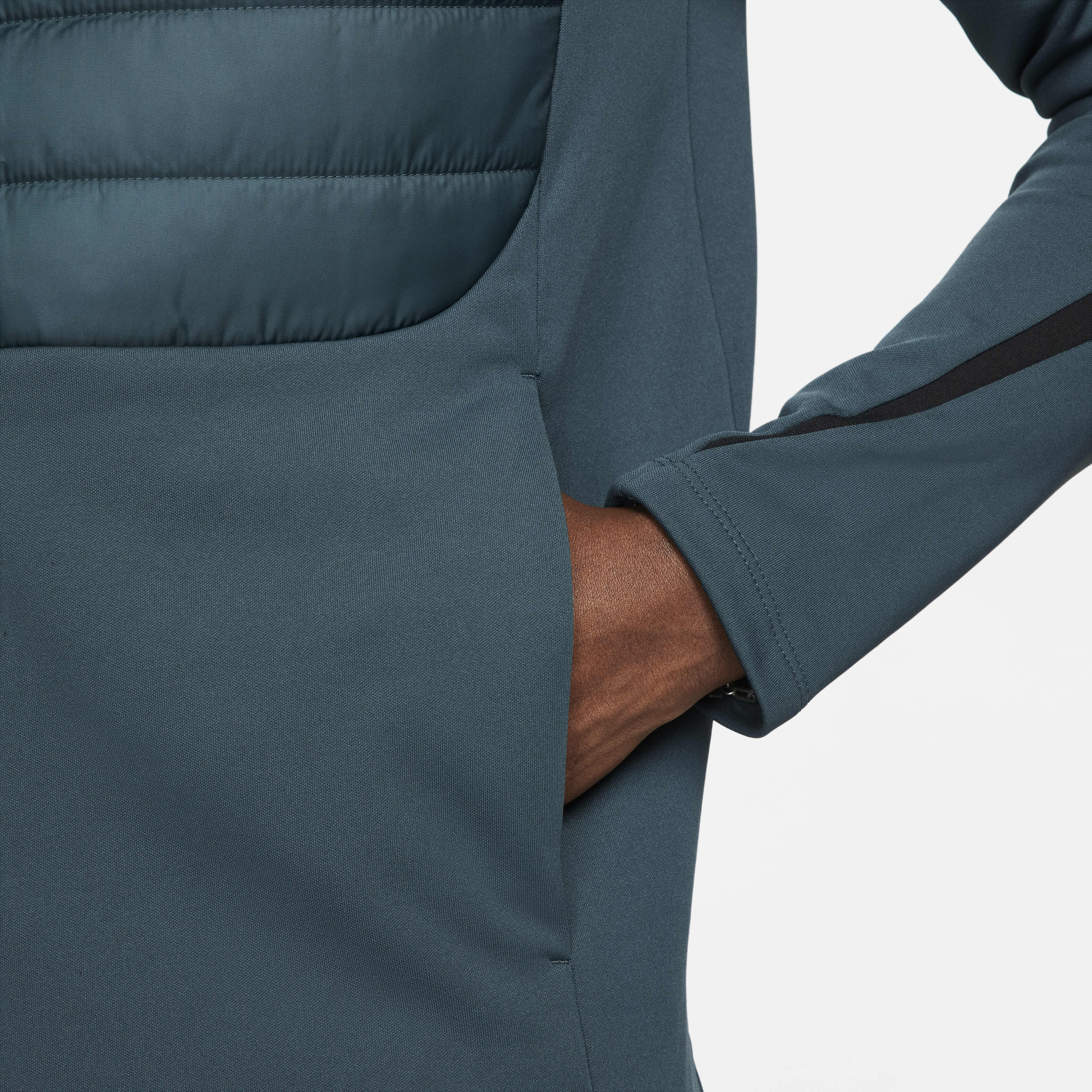 نايكي أكاديمي وينتر وورير image number 3