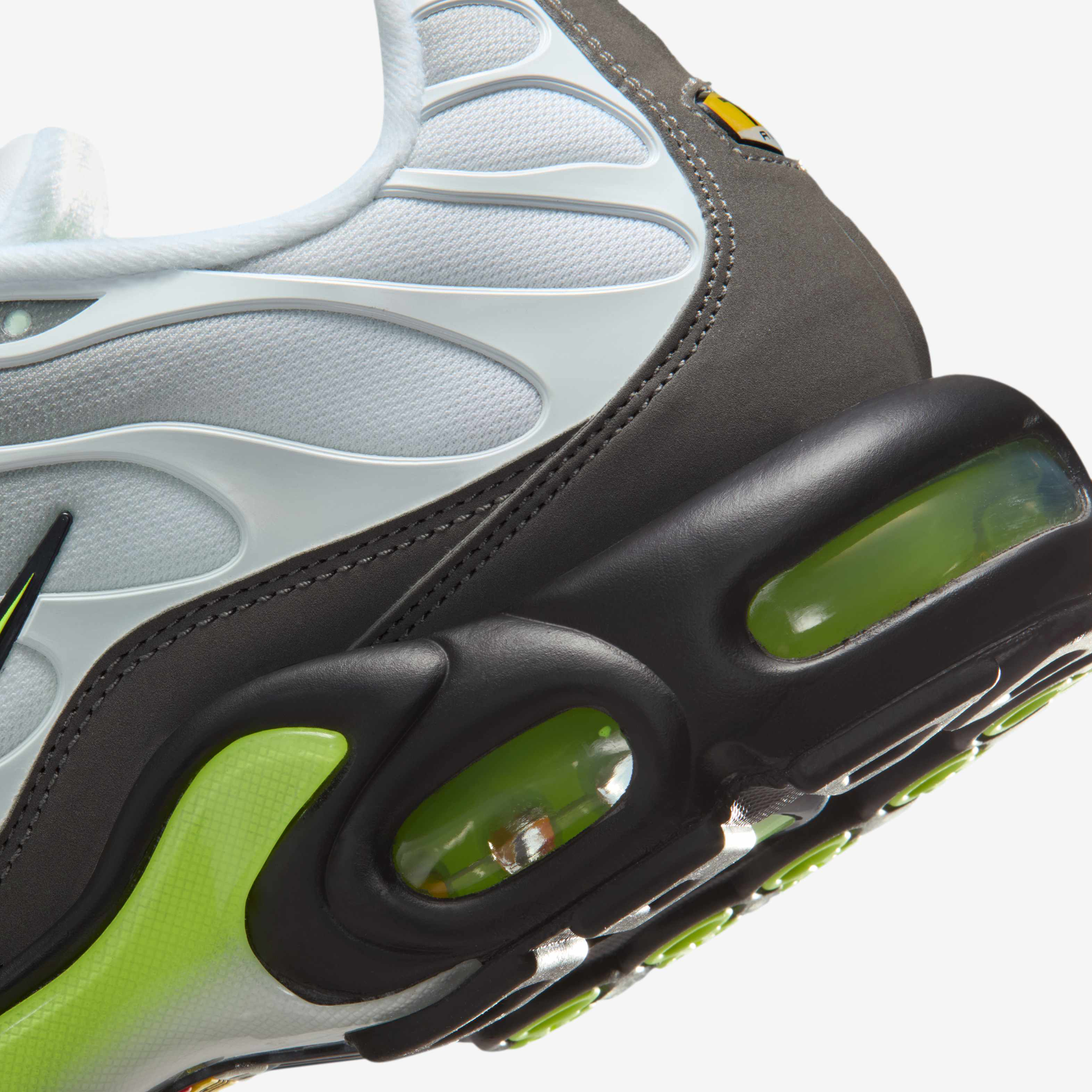 Nike Air Max Plus image number 7