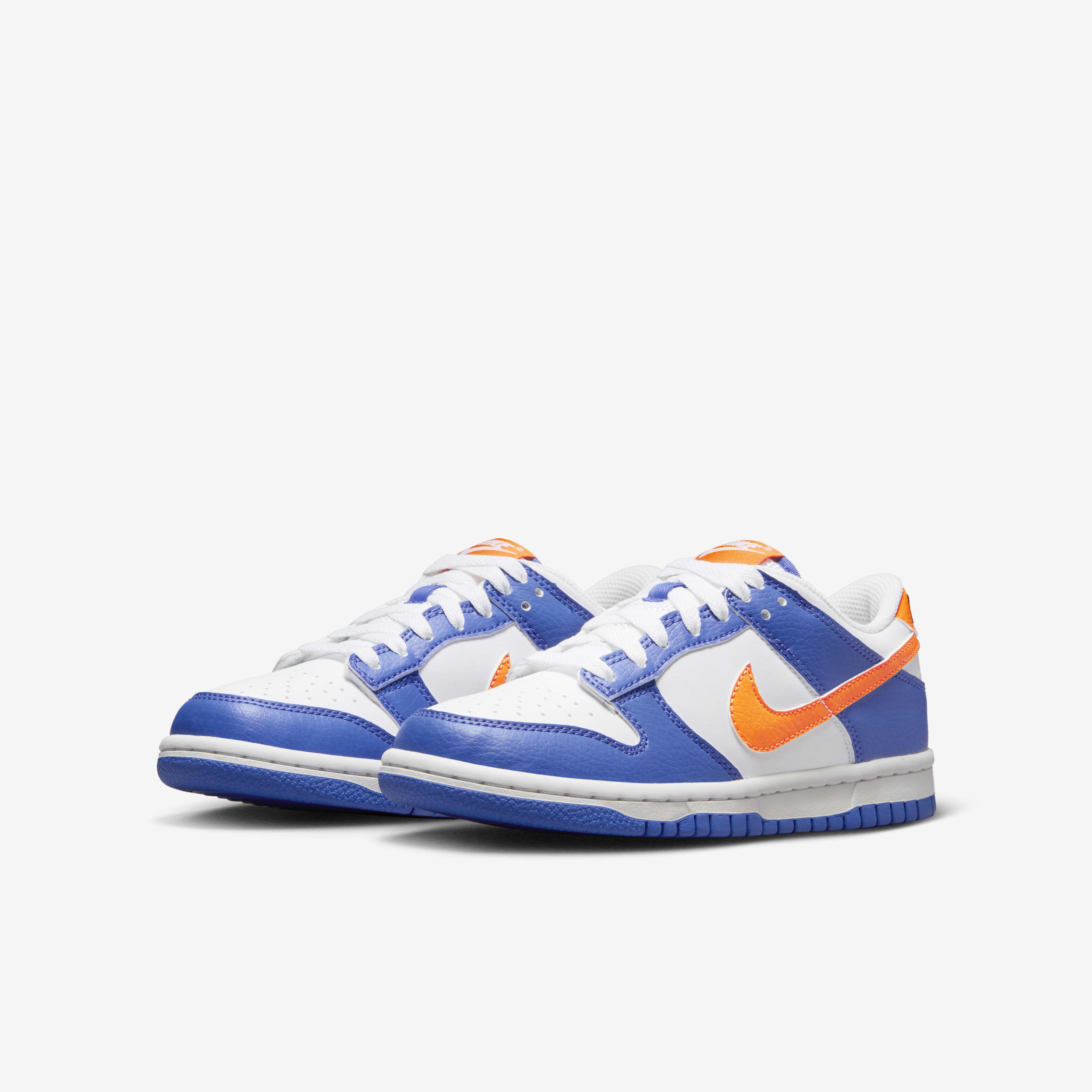 Nike Dunk Low image number 4