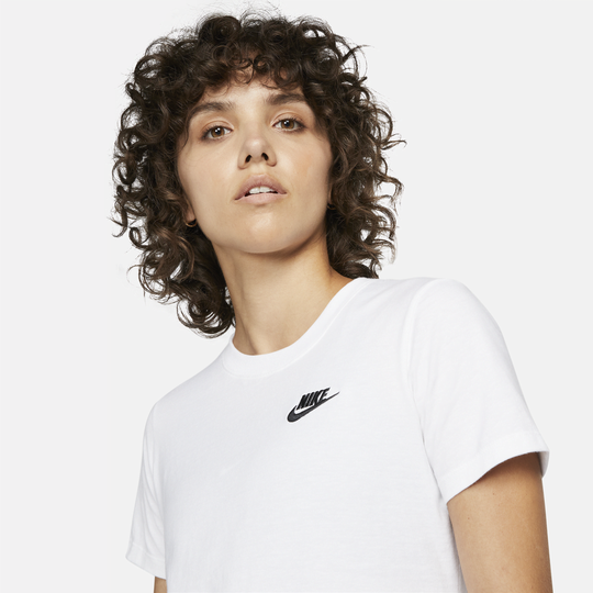 Nike t discount shirt for ladies