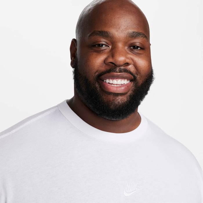 Nike Sportswear Premium Essentials image number 8 Nike Sportswear Premium Essentials image number 8