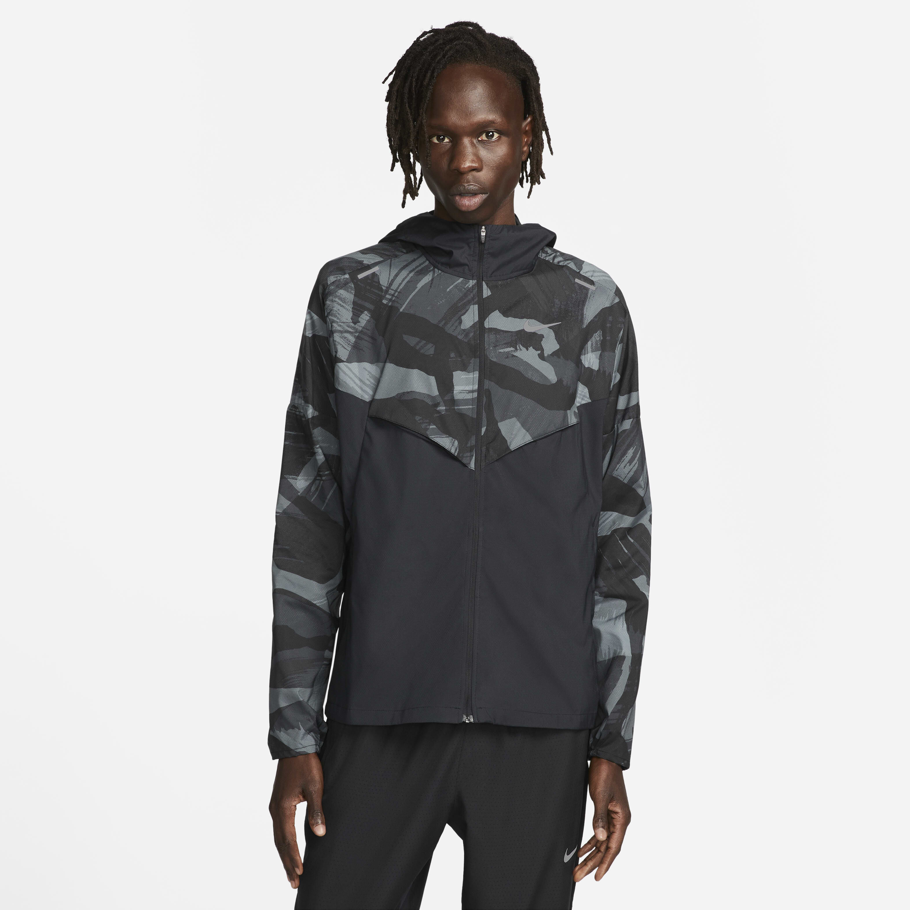Buy Nike Repel Windrunner Men s Camo Running Jacket Nike UAE Official
