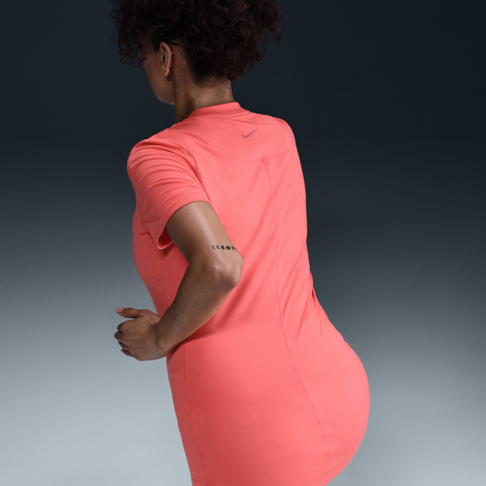 Nike (M) One image number 1 Nike (M) One image number 1