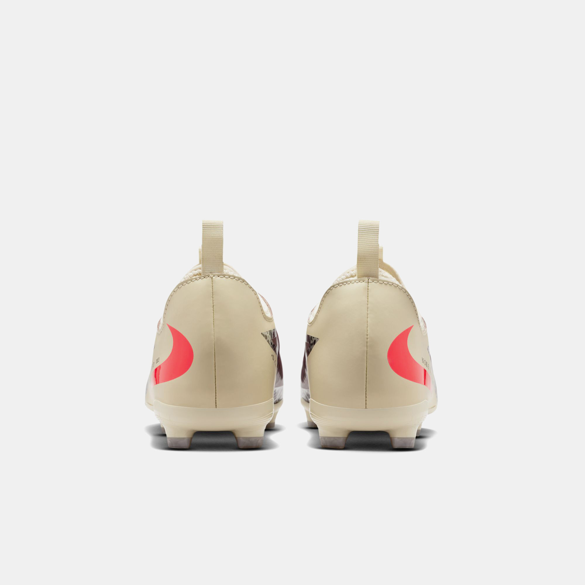 نايكي يونايتد جونيور فانتوم 6 أكاديمي image number 1