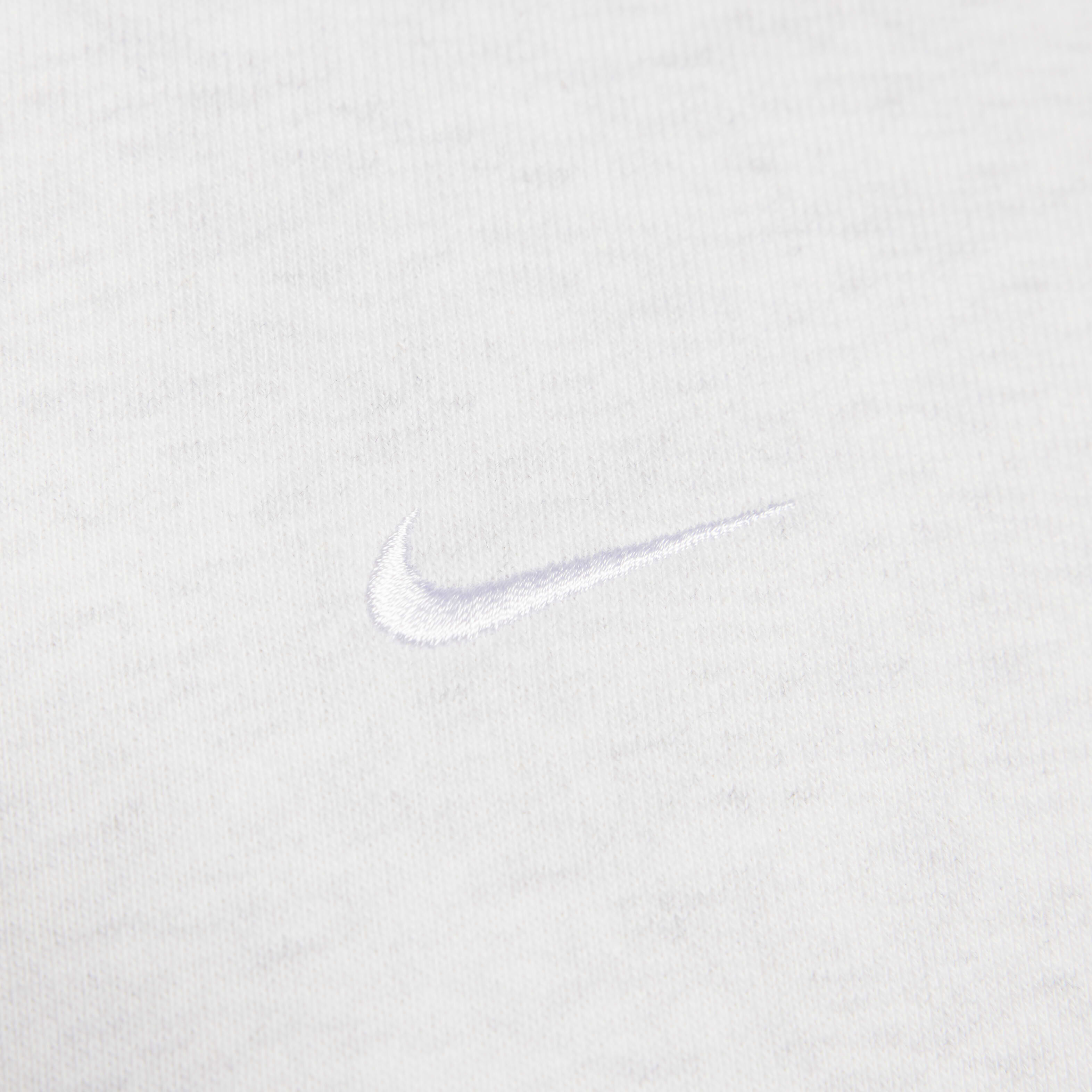 Nike Solo Swoosh image number 8