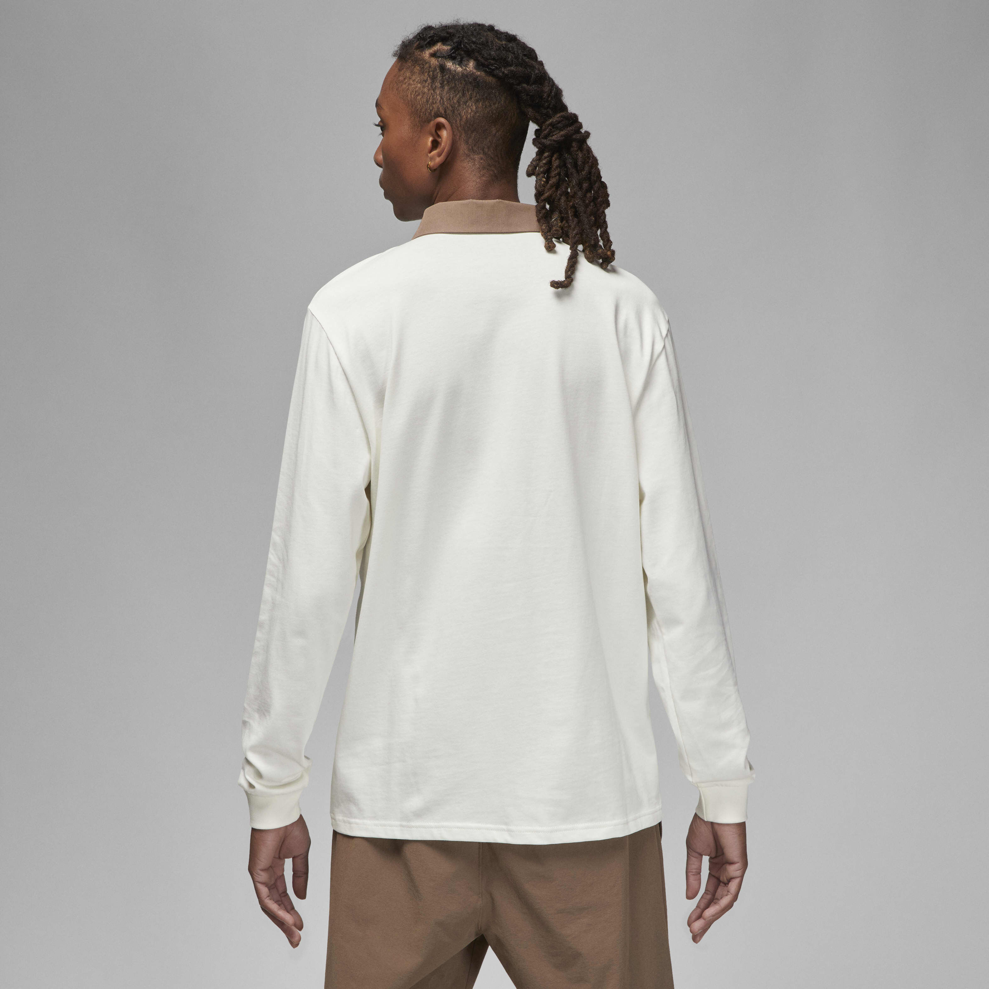 Jordan Essentials image number 1