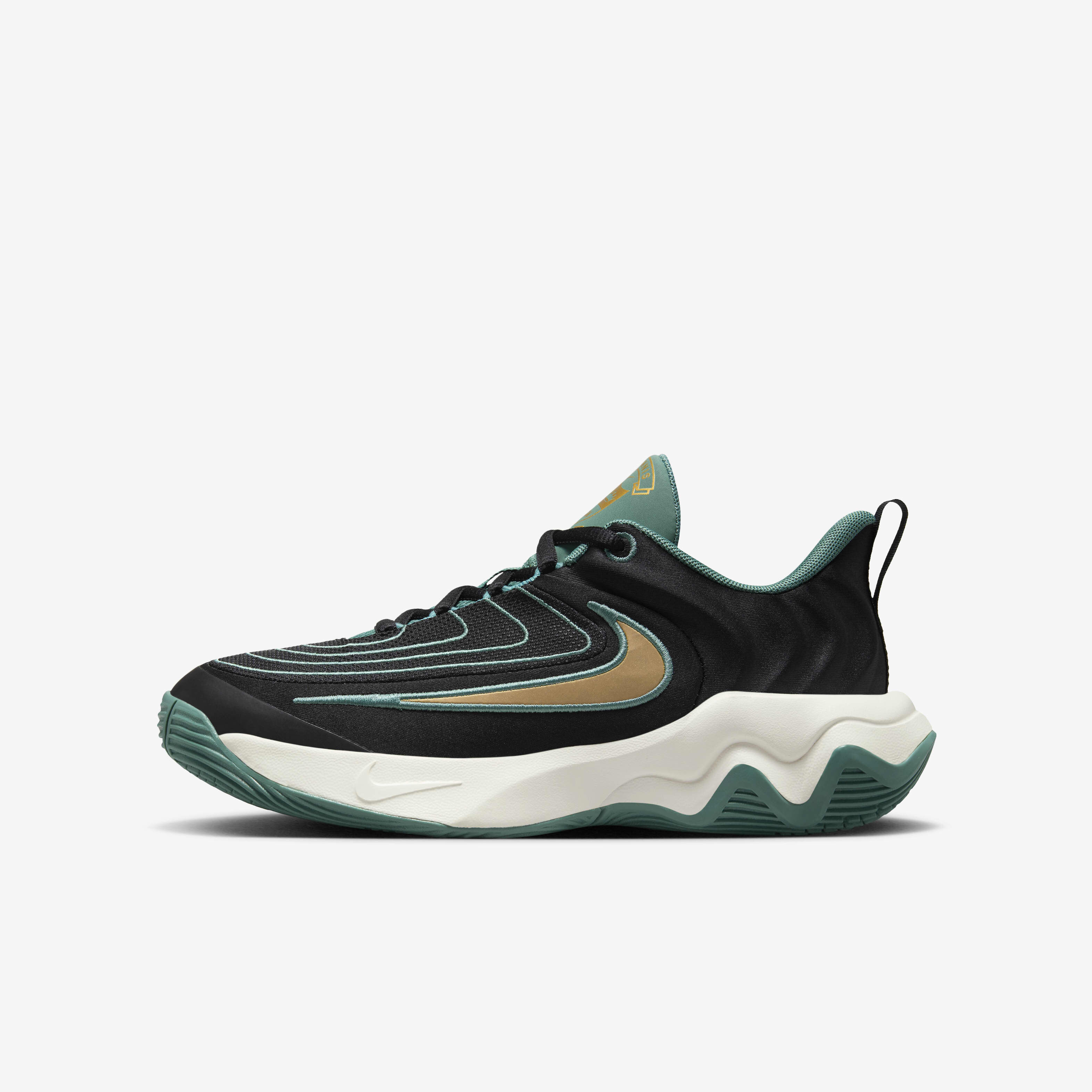 Shop Nike Basketball Gear Apparel Top Collection Nike UAE
