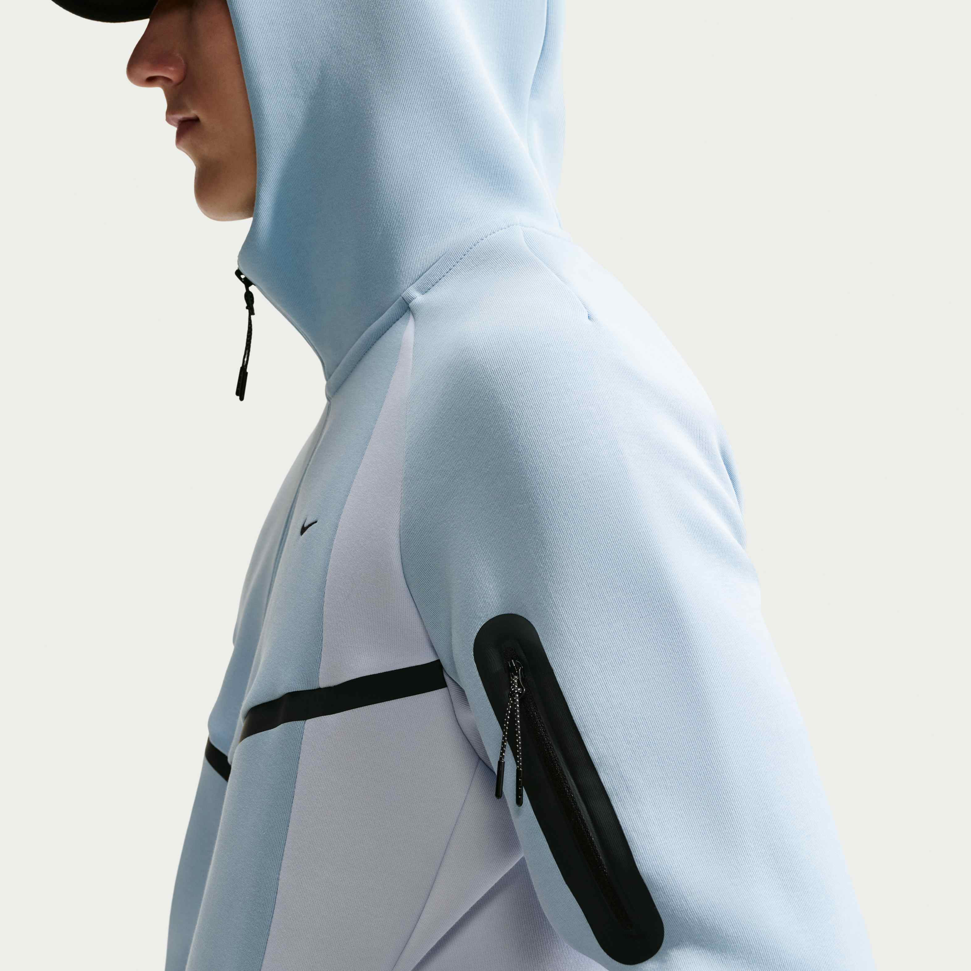 Nike Tech image number 7
