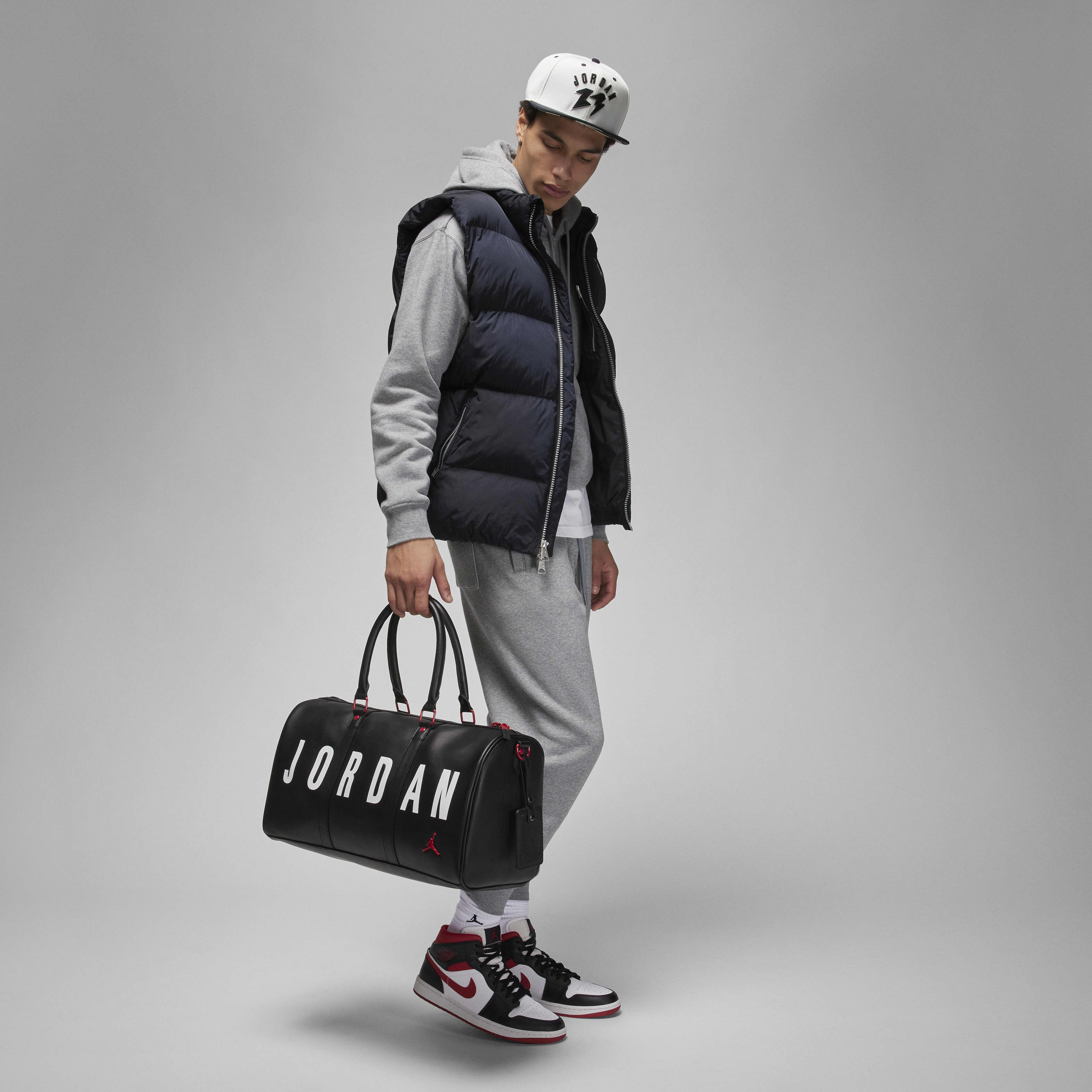 Jordan Essentials image number 5