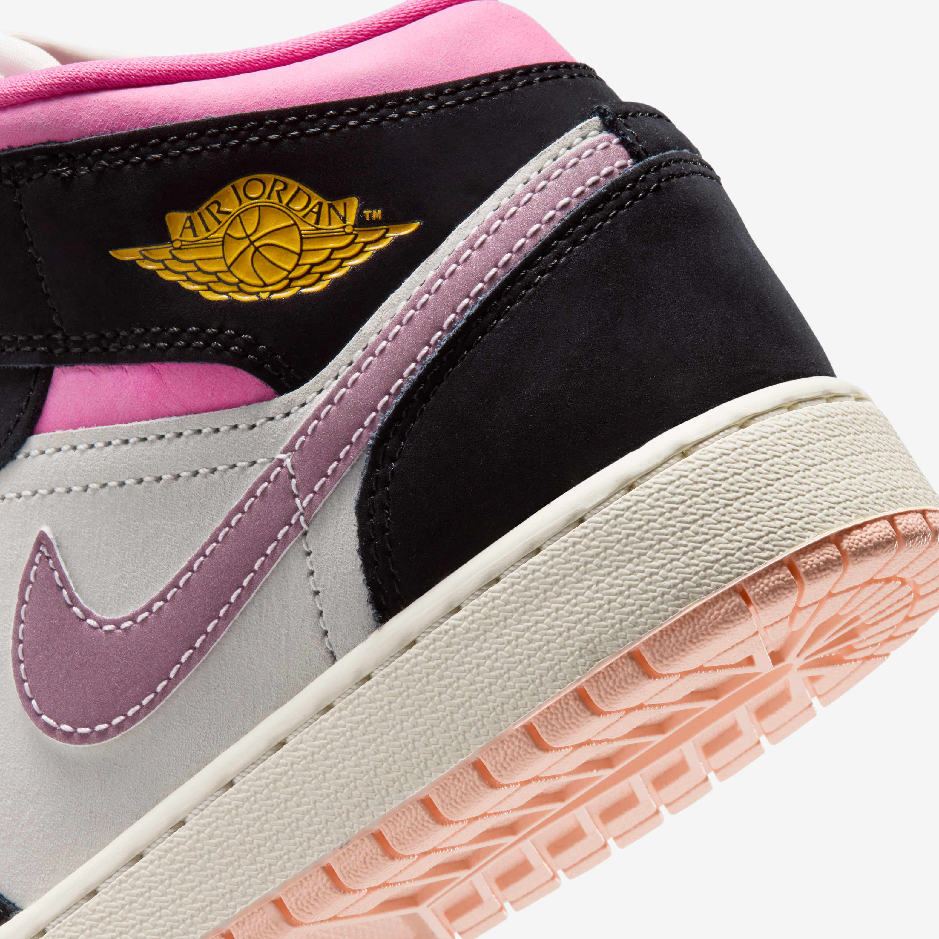 Air Jordan 1 Mid SE image number 7