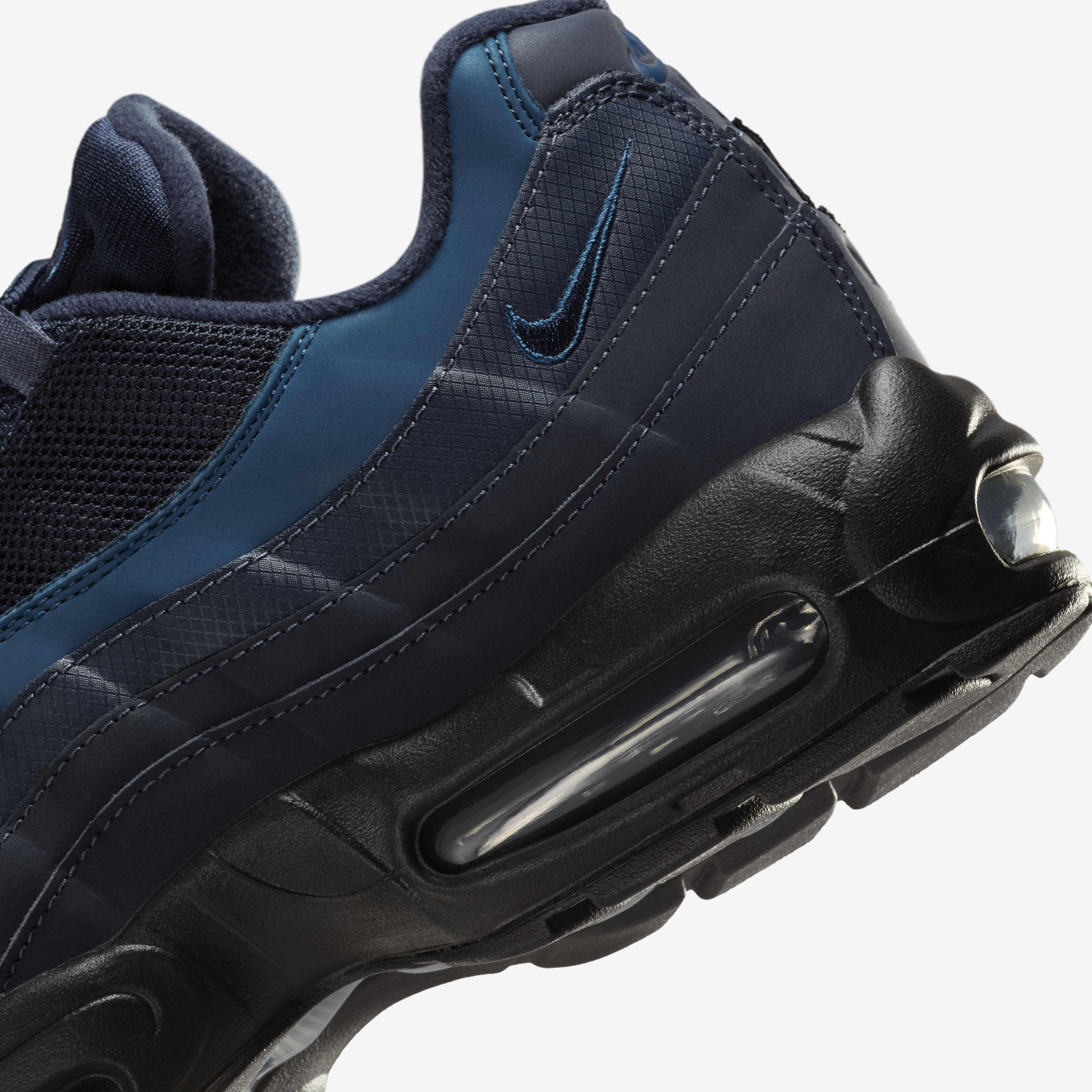 Nike Air Max 95 image number 7