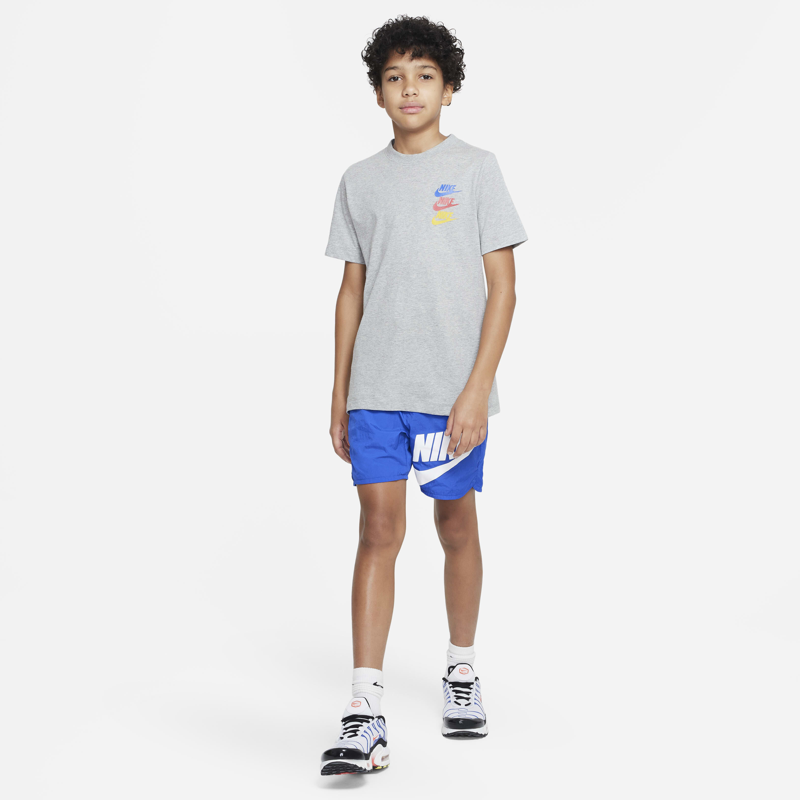 Nike Sportswear Standard Issue image number 4