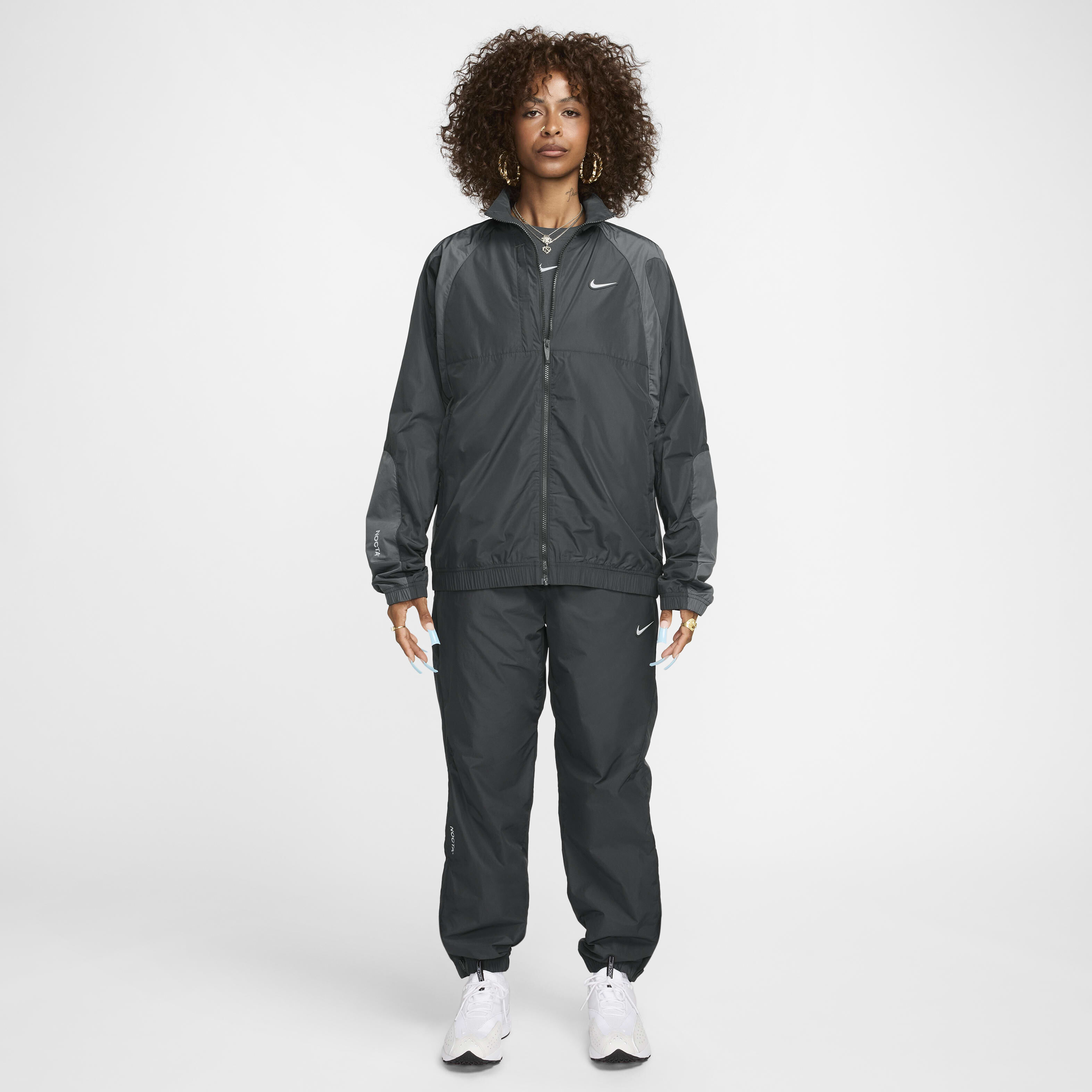 Nike NOCTA フード付きジャケット ブラック nike-nocta-distant-regards-hot