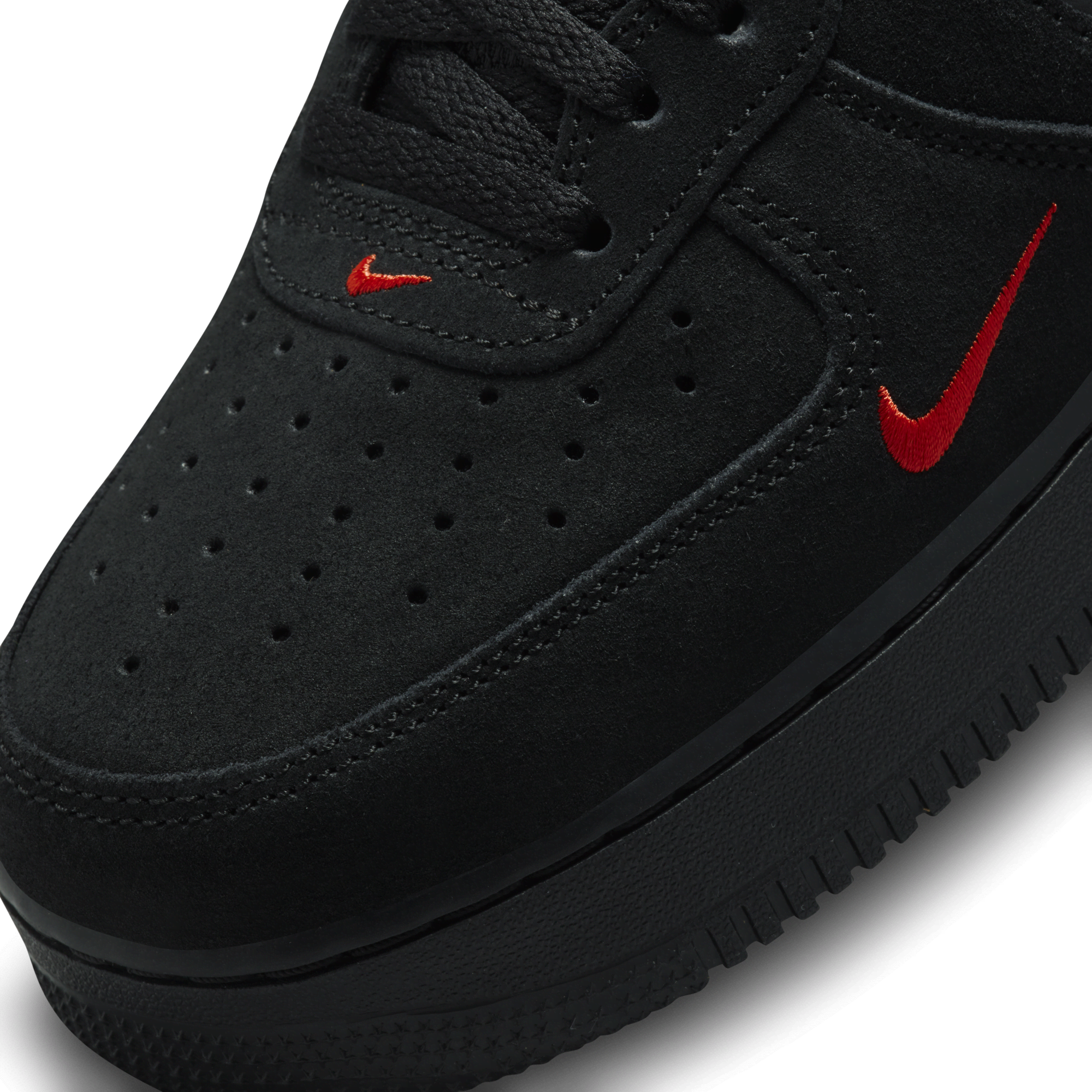 Black air forces outlet with red tick